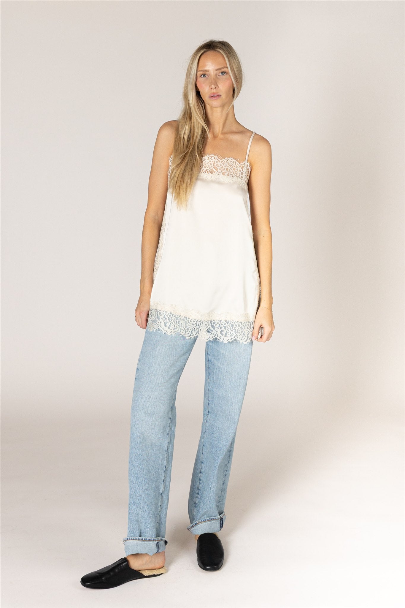 LACE CAMI TOP - CHAMPAGNE