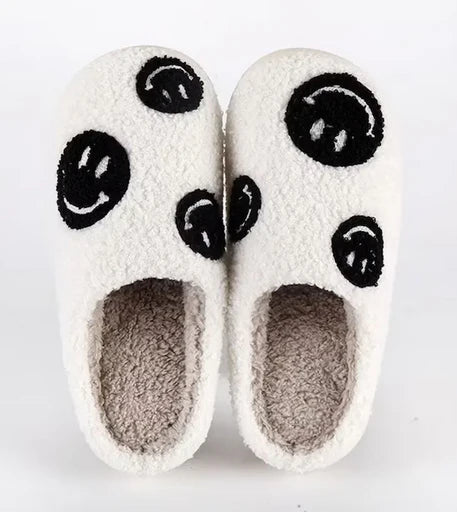 SMILEY PRINT SLIPPERS