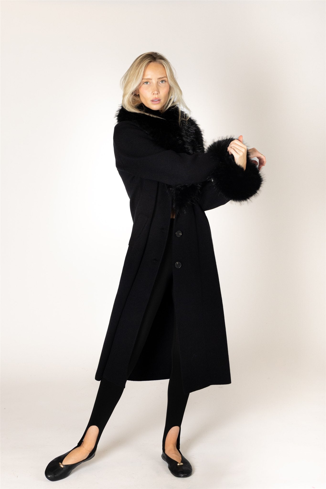 VICKI FUR COAT - BLACK