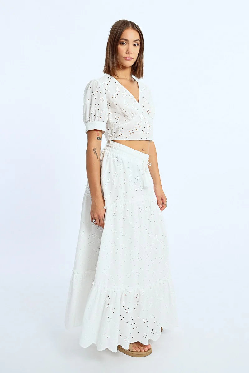 BALLOON SLEEVE EMBROIDERED TOP