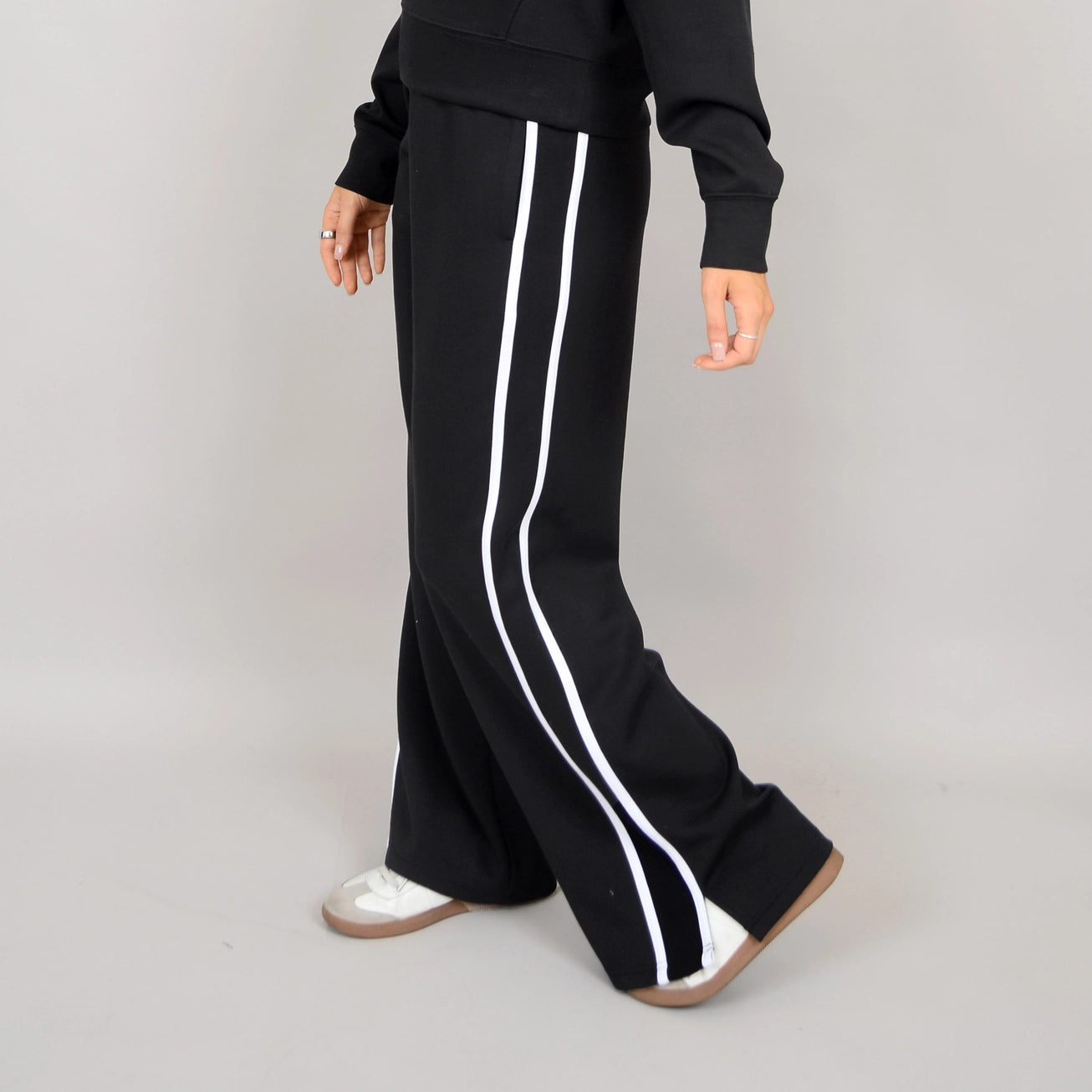 VALENCIA SOFT KNIT PANT - BLACK