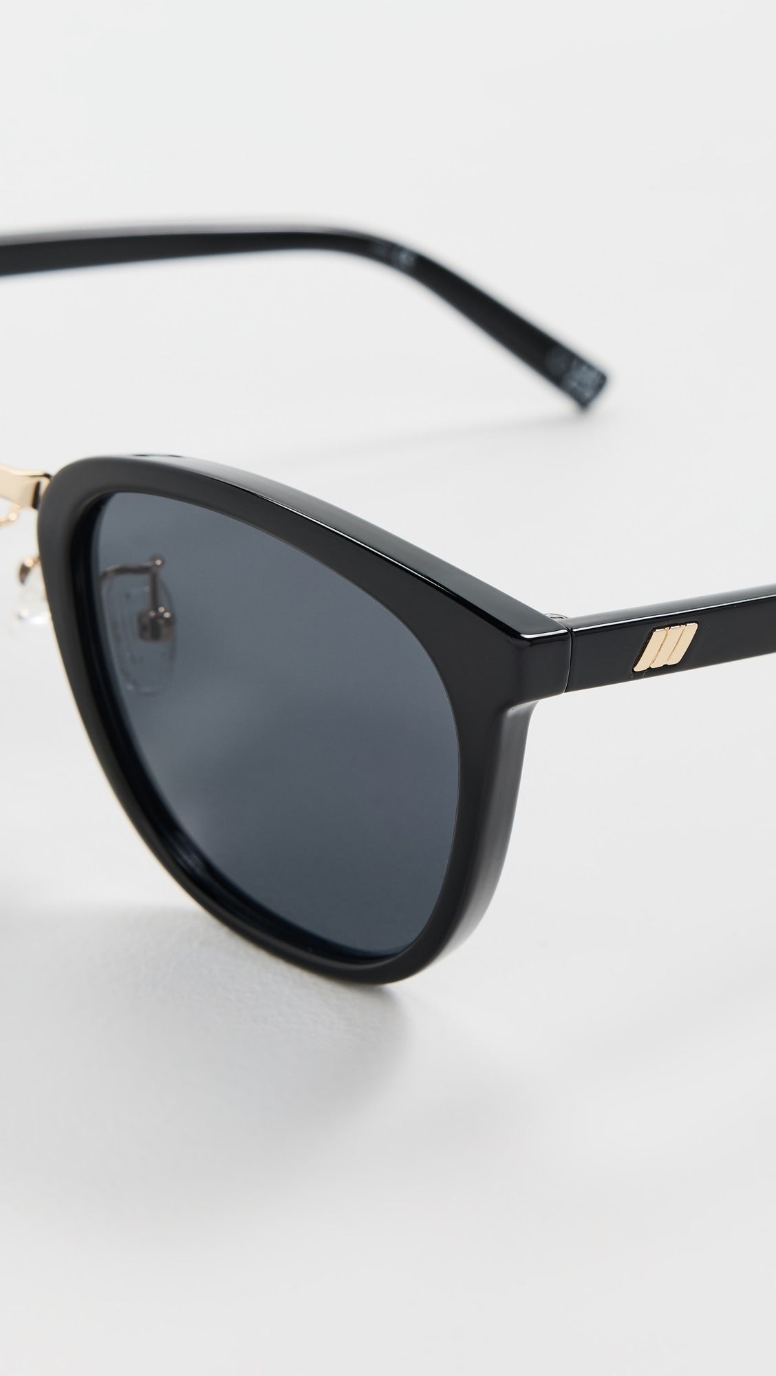 ECLIPSE SUNGLASSES - BLACK