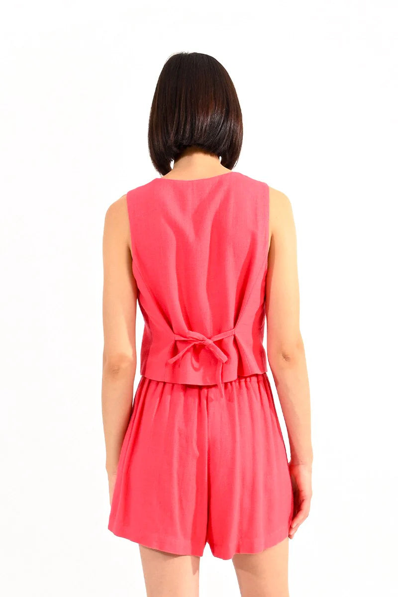 SLEEVELESS LINEN VEST