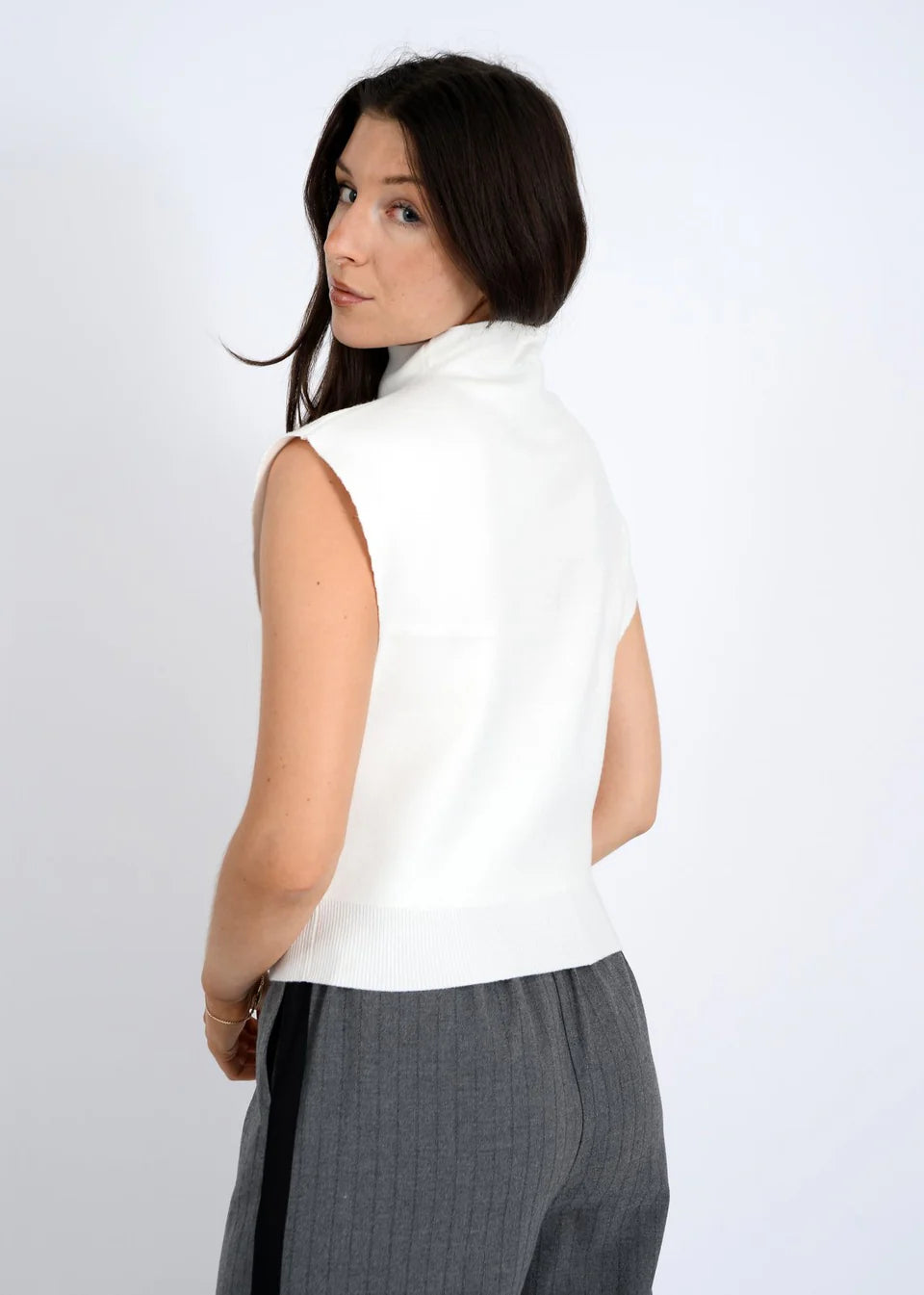 SELBY VEST - WINTER WHITE