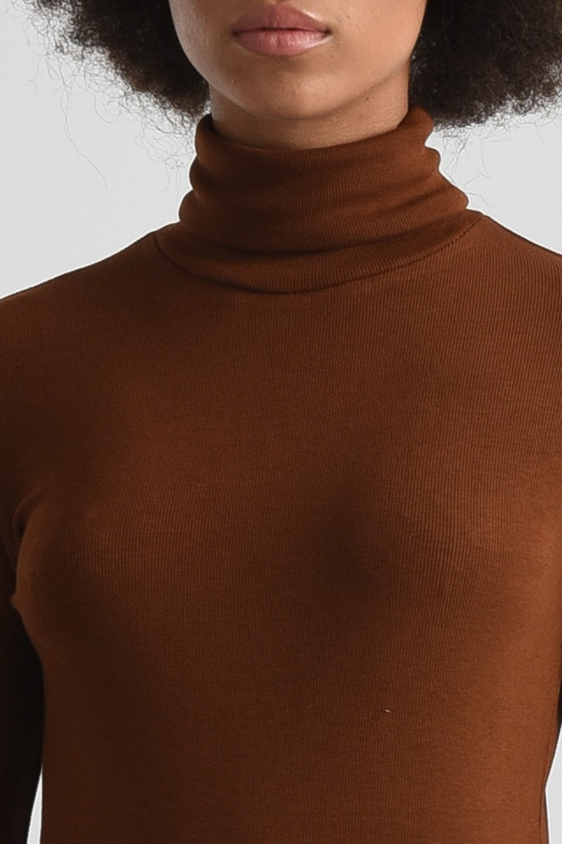KNITTED TURTLENECK SWEATER - CAMEL