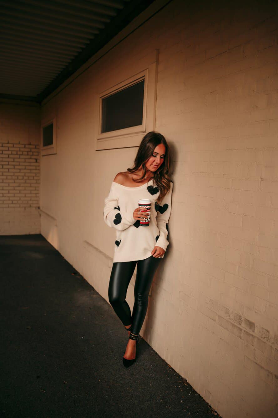 HEART KNIT SWEATER - APRICOT