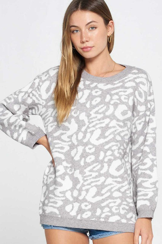 ANIMAL PRINT SWEATER