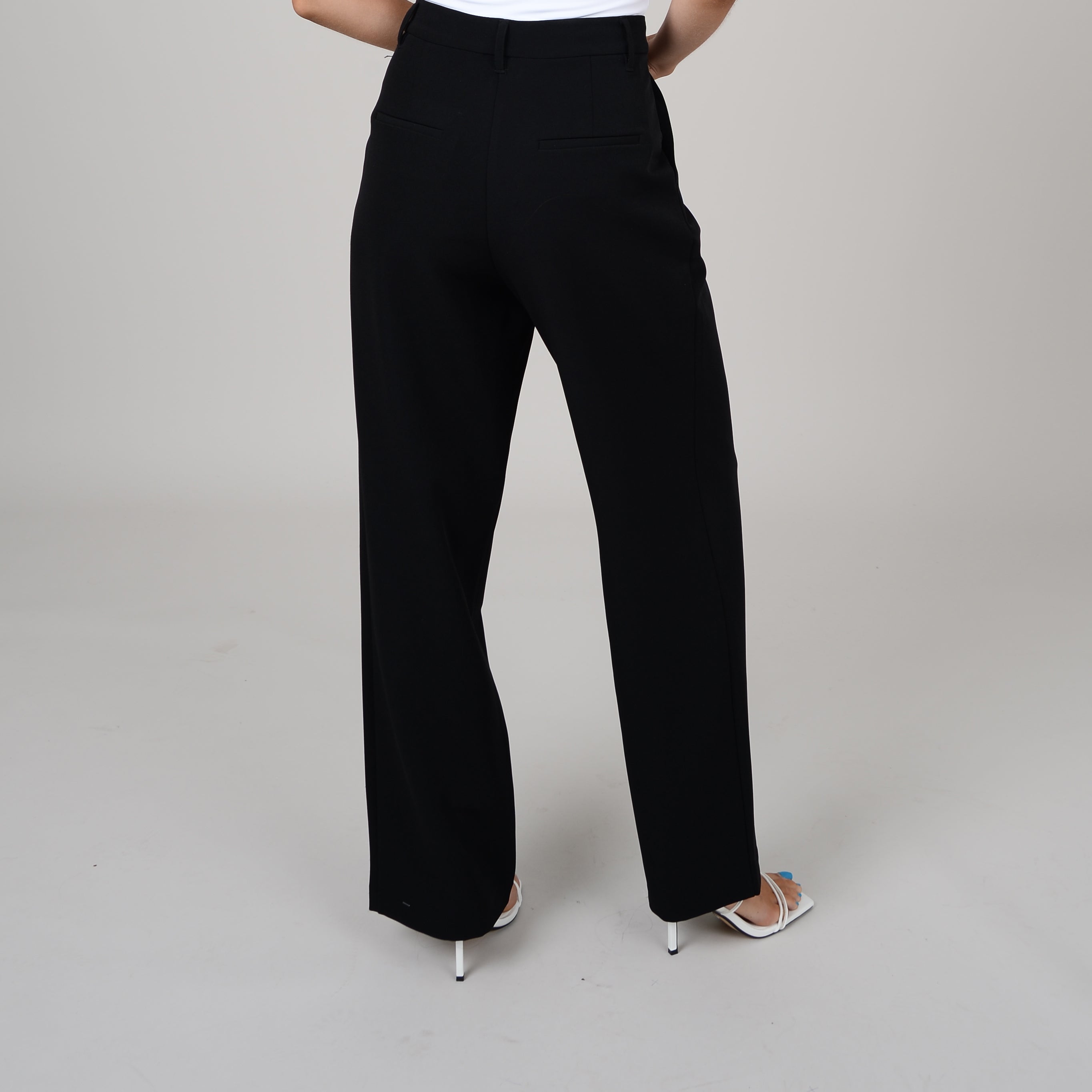 BRYNN PLEATED PANT - BLACK