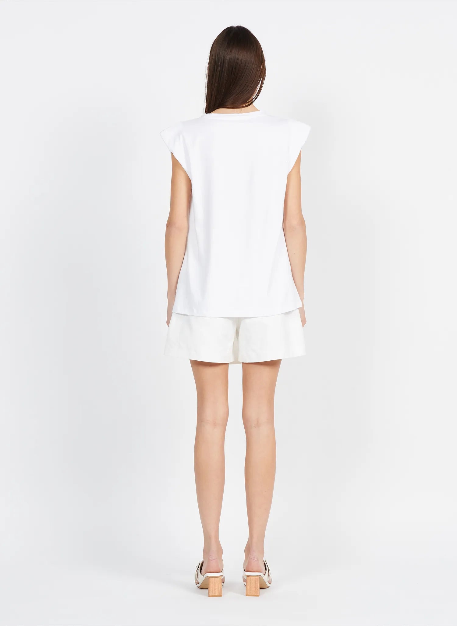 BETTY SKORT - BLANC CASSE