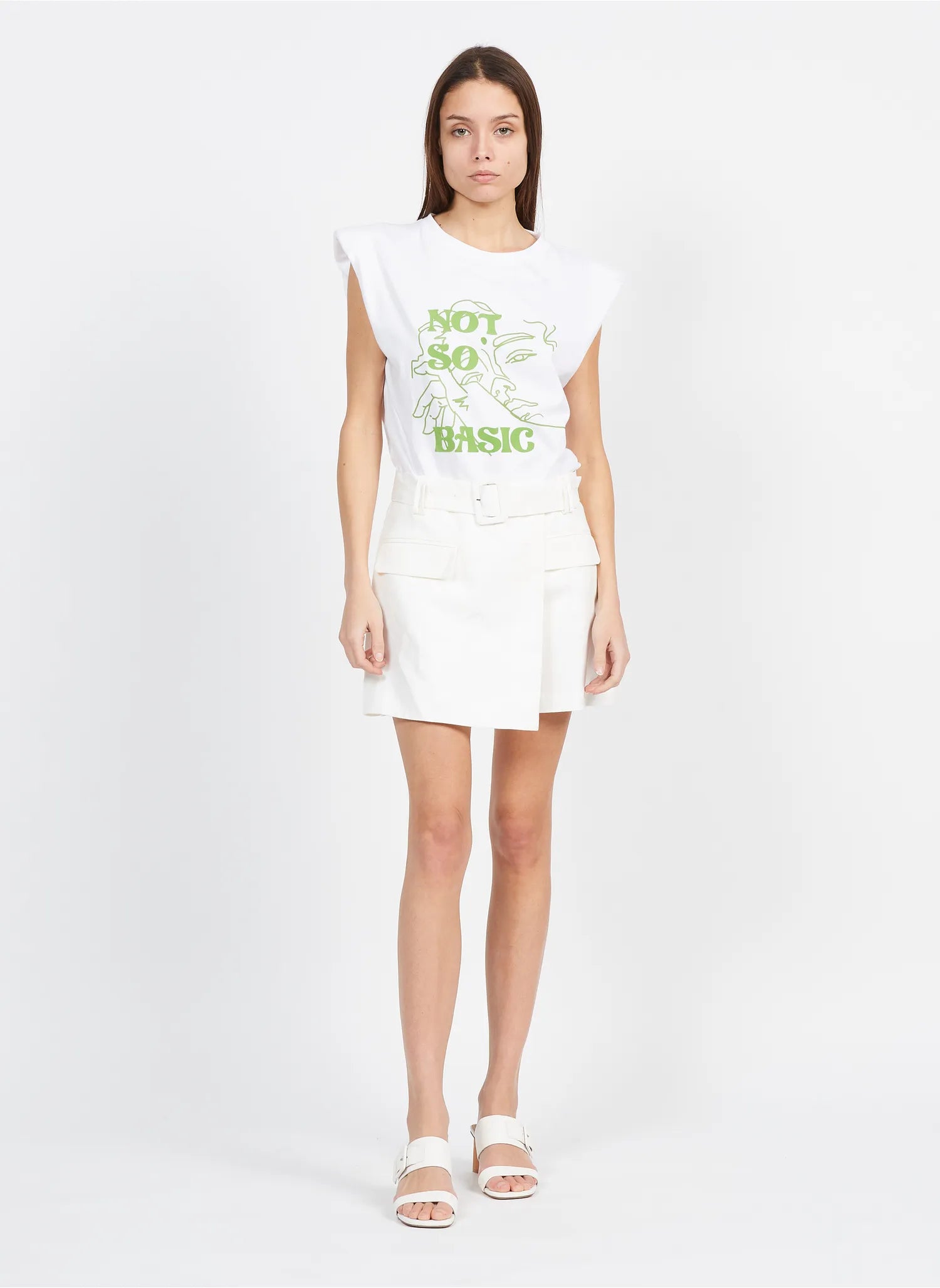 BETTY SKORT - BLANC CASSE