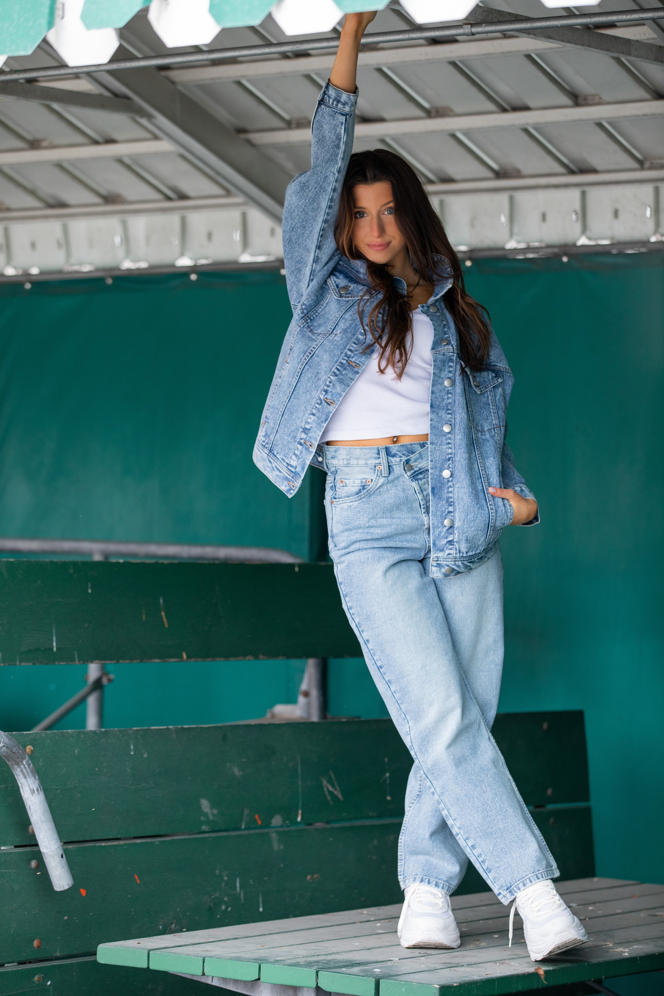 CICI CRISS CROSS JEAN