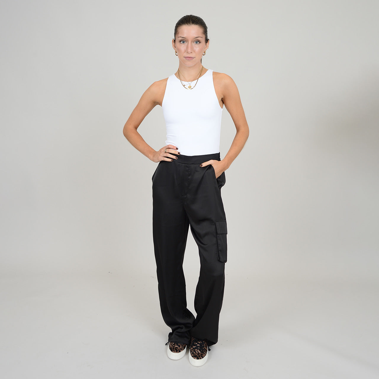 STACIA CARGO POCKET PANT - BLACK