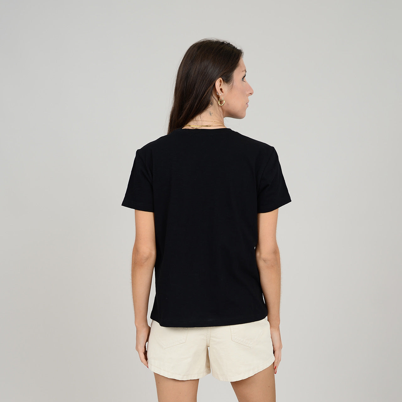 OLIVIANNA TEE - BLACK