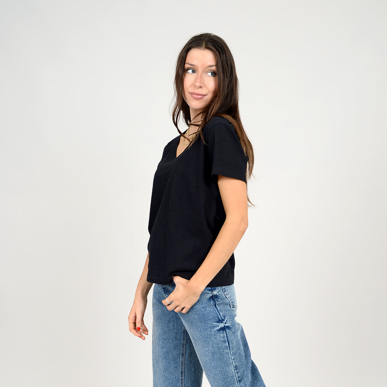VANNA TEE - BLACK