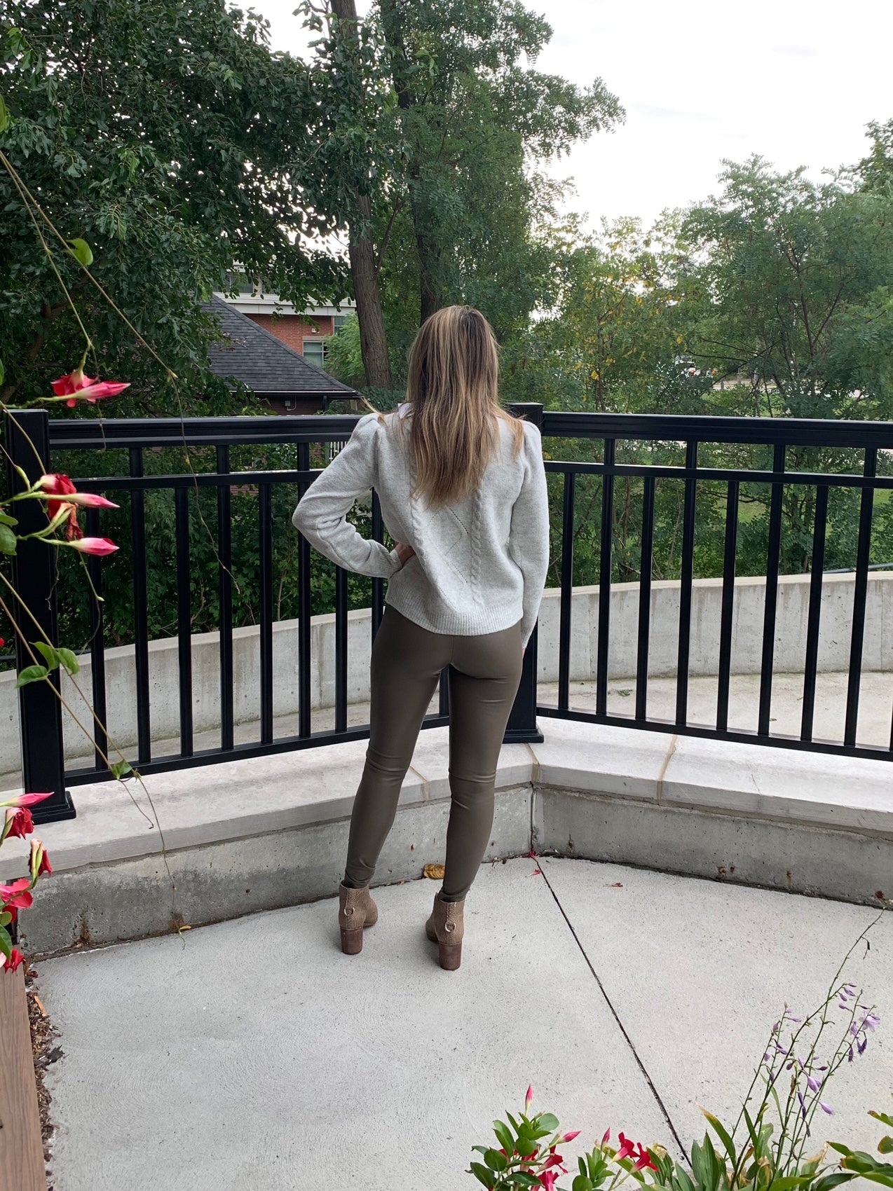 LEXI PANT - TAUPE