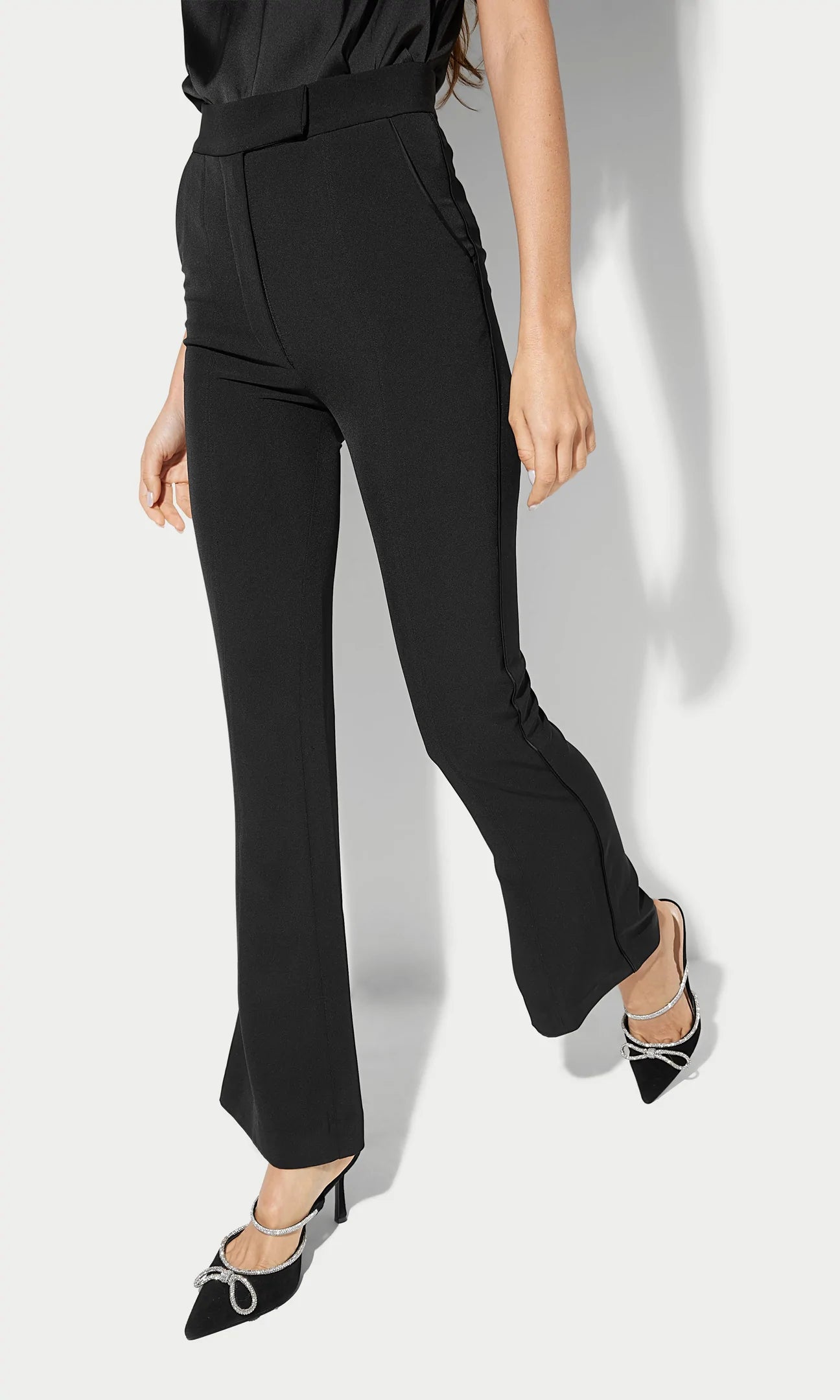 LUCCA CREPE TUXEDO PANT - BLACK (ONLINE ONLY)