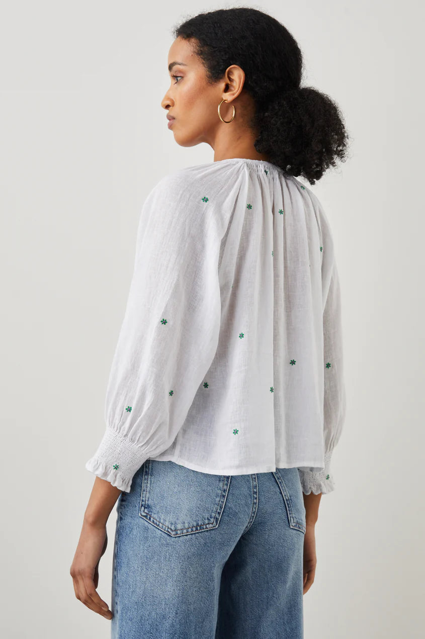 MARIAH TOP - GREEN DAISY EMBROIDERY