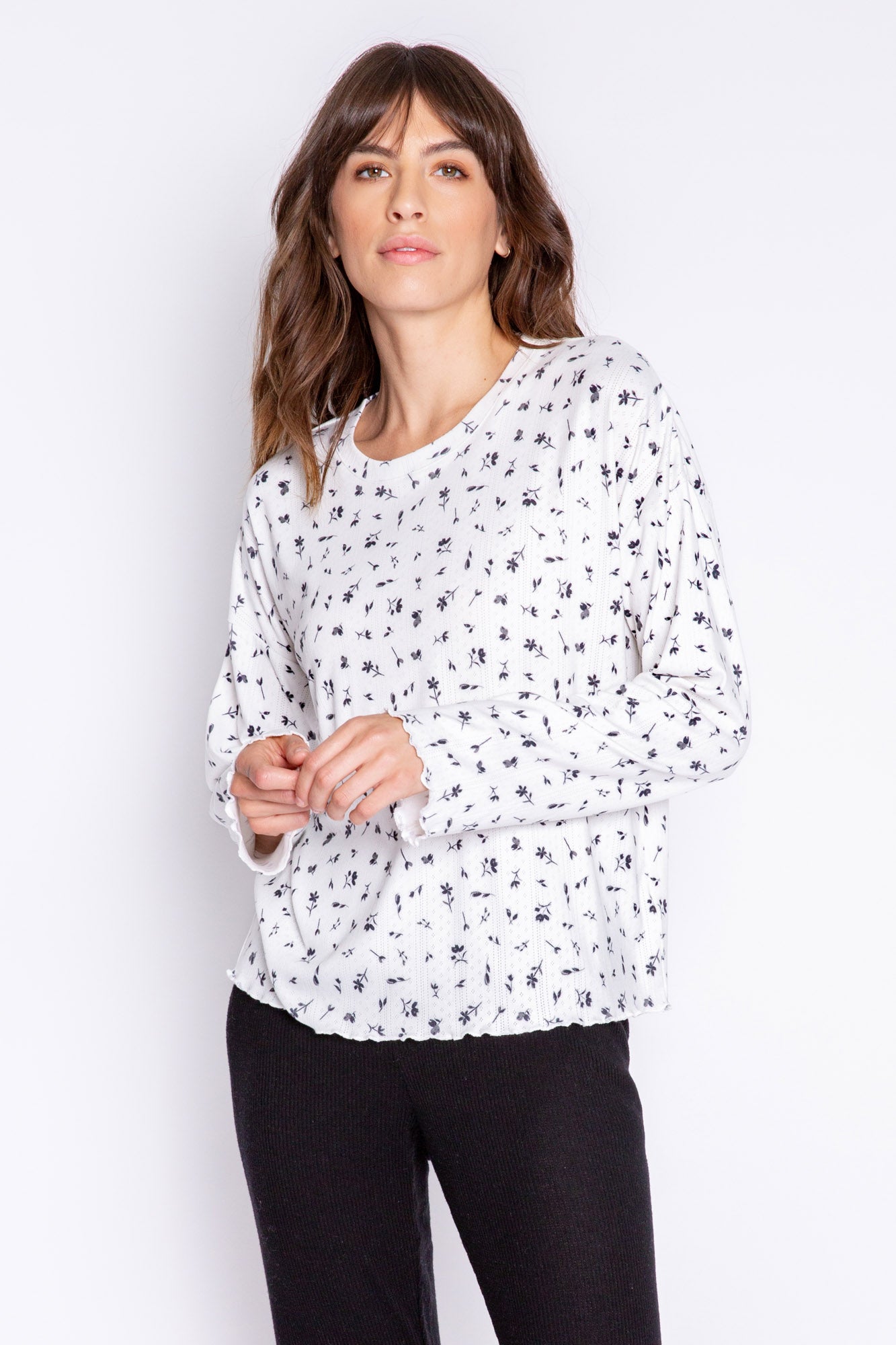 AROUND THE EDGES FLORAL TOP
