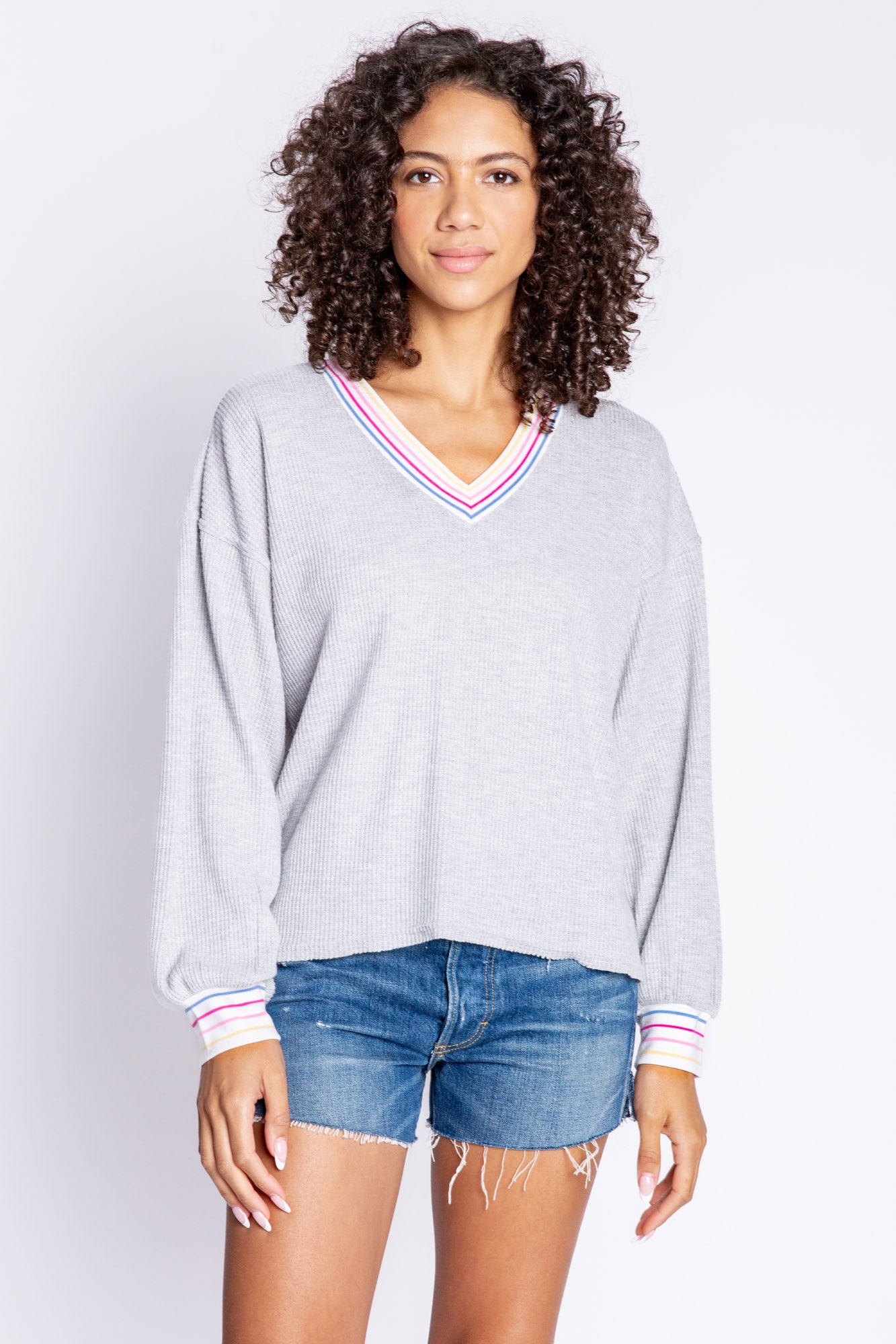 CUTE AS A BUTTON TOP (ONLINE ONLY)