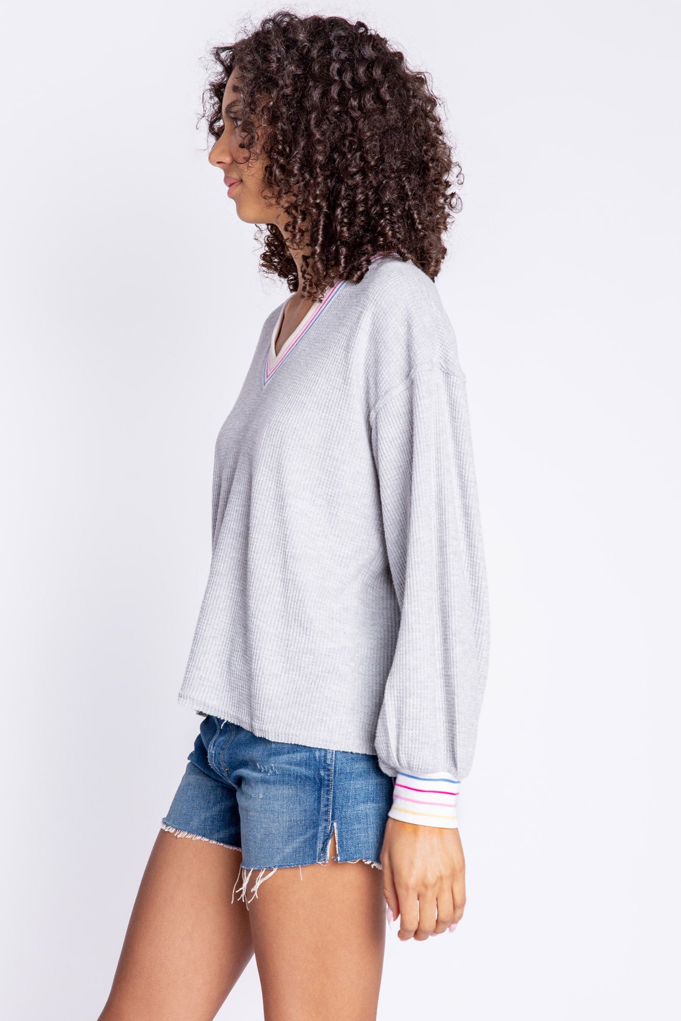 CUTE AS A BUTTON TOP (ONLINE ONLY)