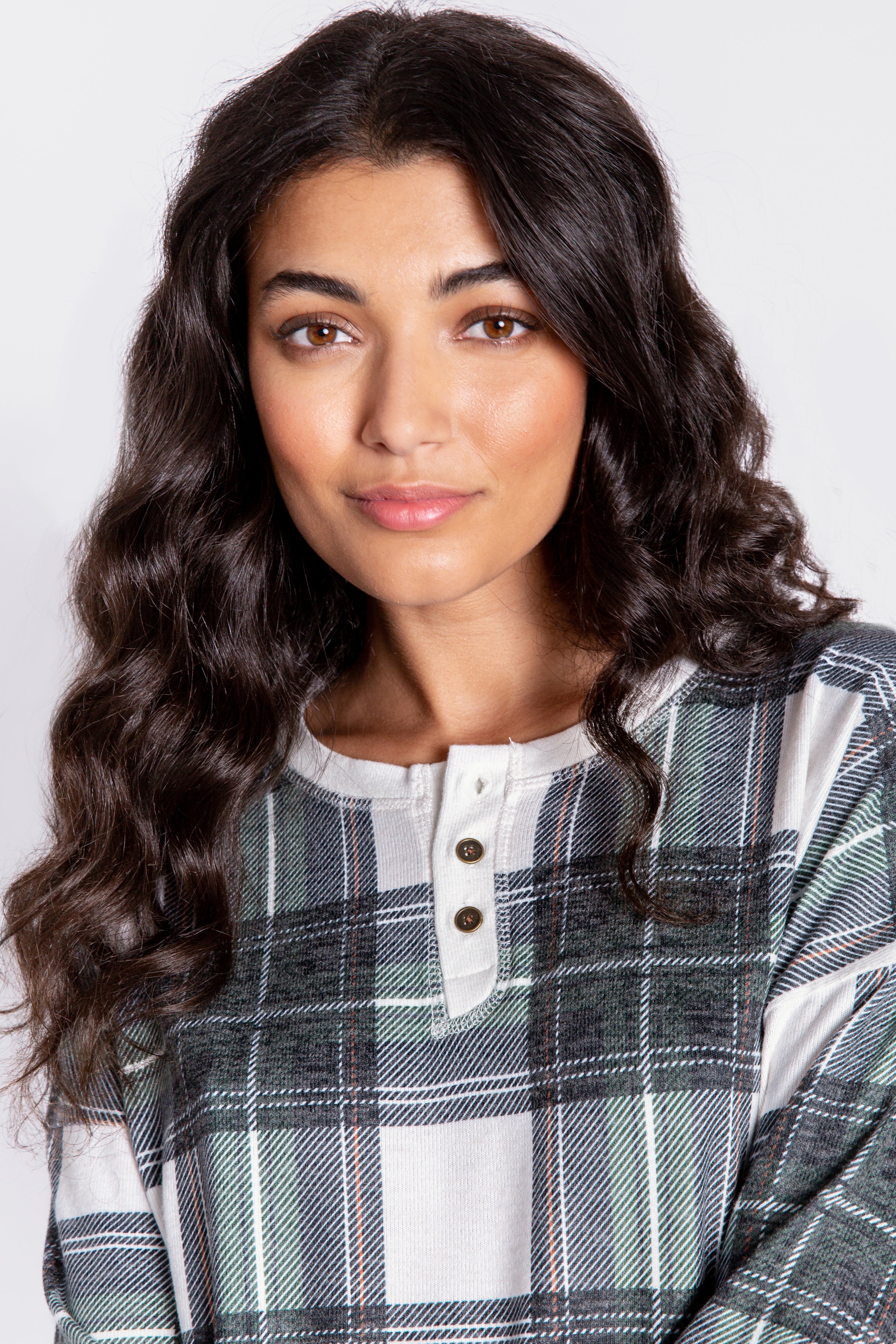 PINE WOODS PLAID LONG SLEEVE TOP