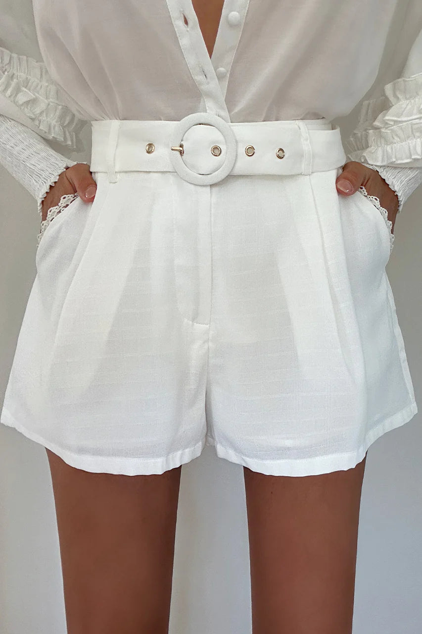 MELINA SHORT - WHITE