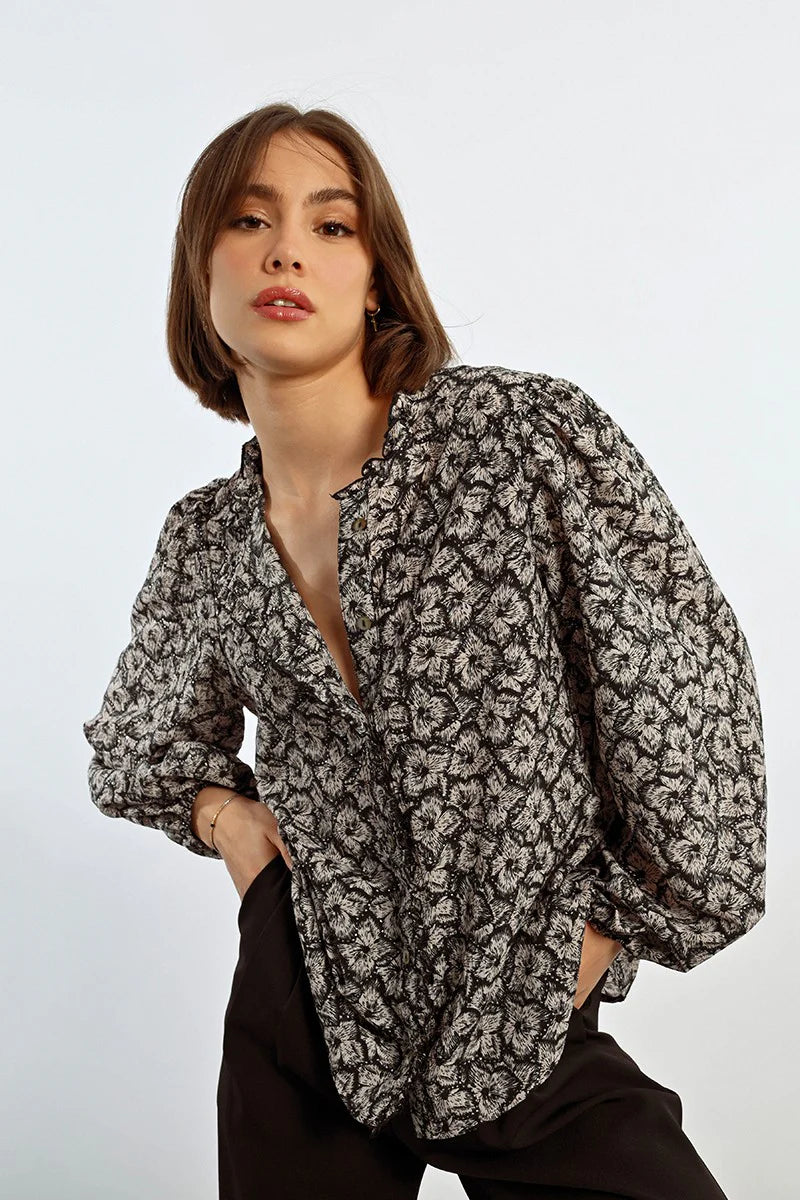 PRINTED DOUBLE-BREASTED BLOUSE