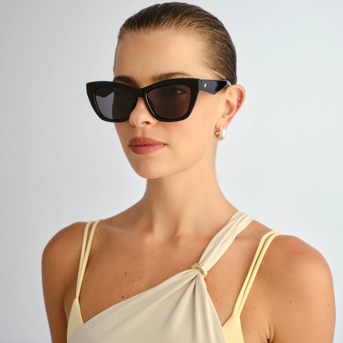 LUMEN SUNGLASSES - BLACK POLARIZED