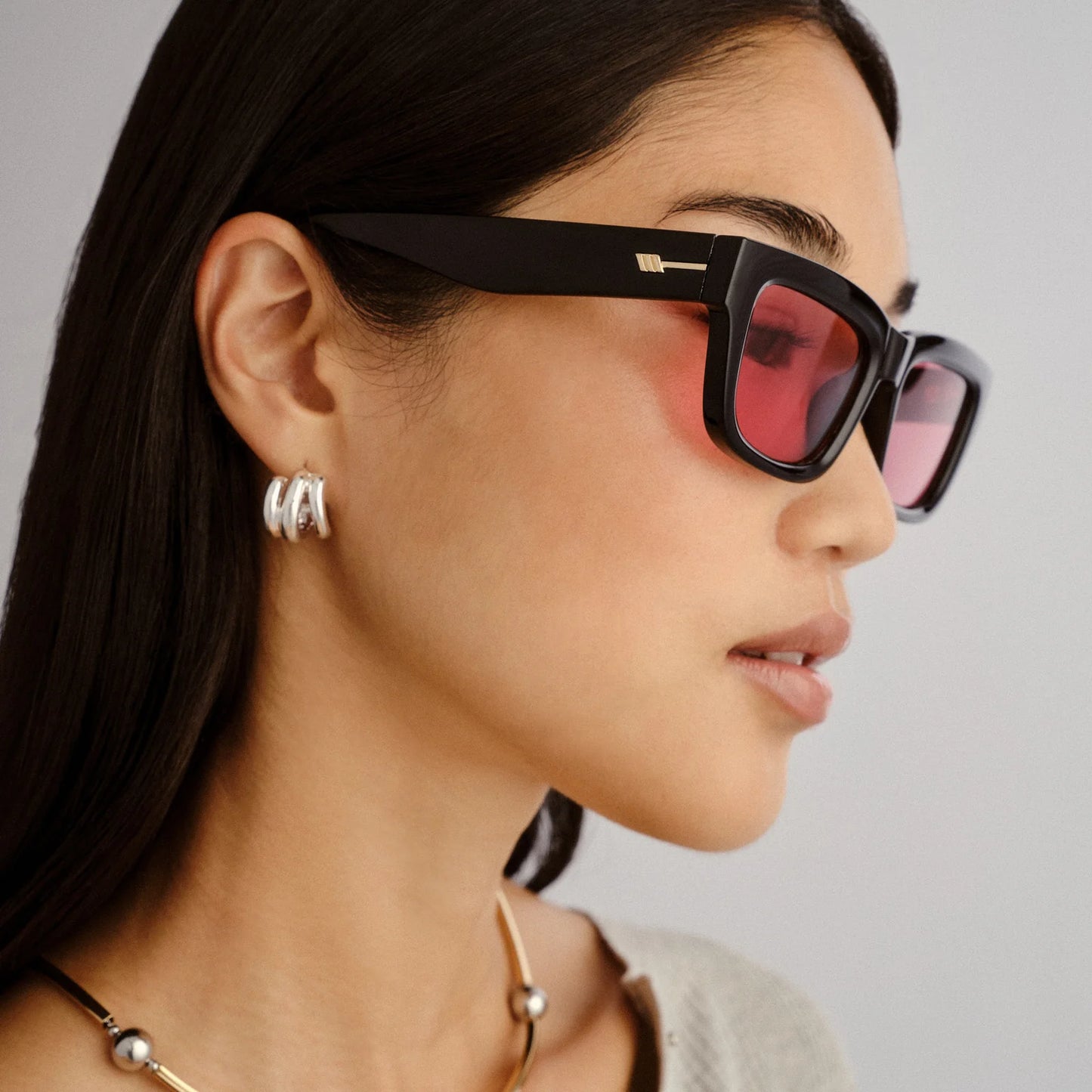 LE CASTLE SUNGLASSES - BLACK CRIMSON TINT