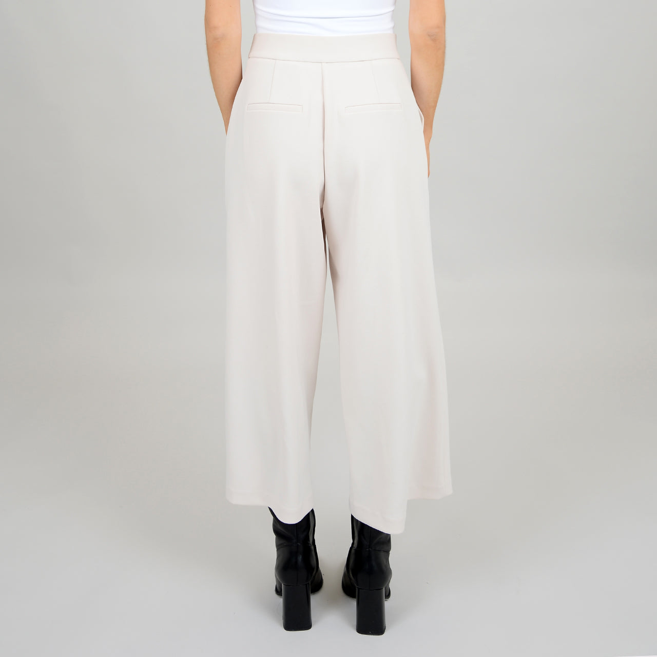 WYNIA PIN TUCK PANT