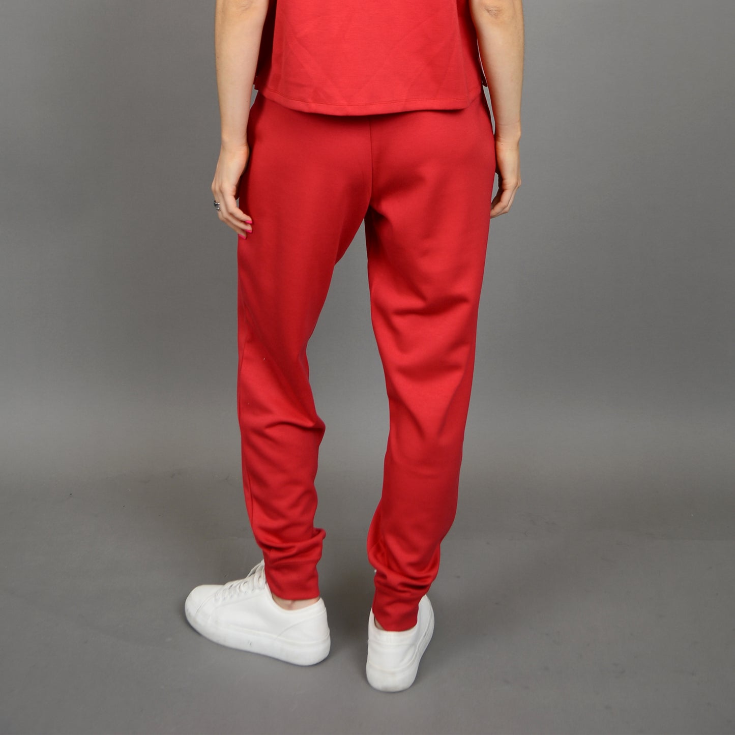 JOSELLE KNIT JOGGER -  CHERRY RED