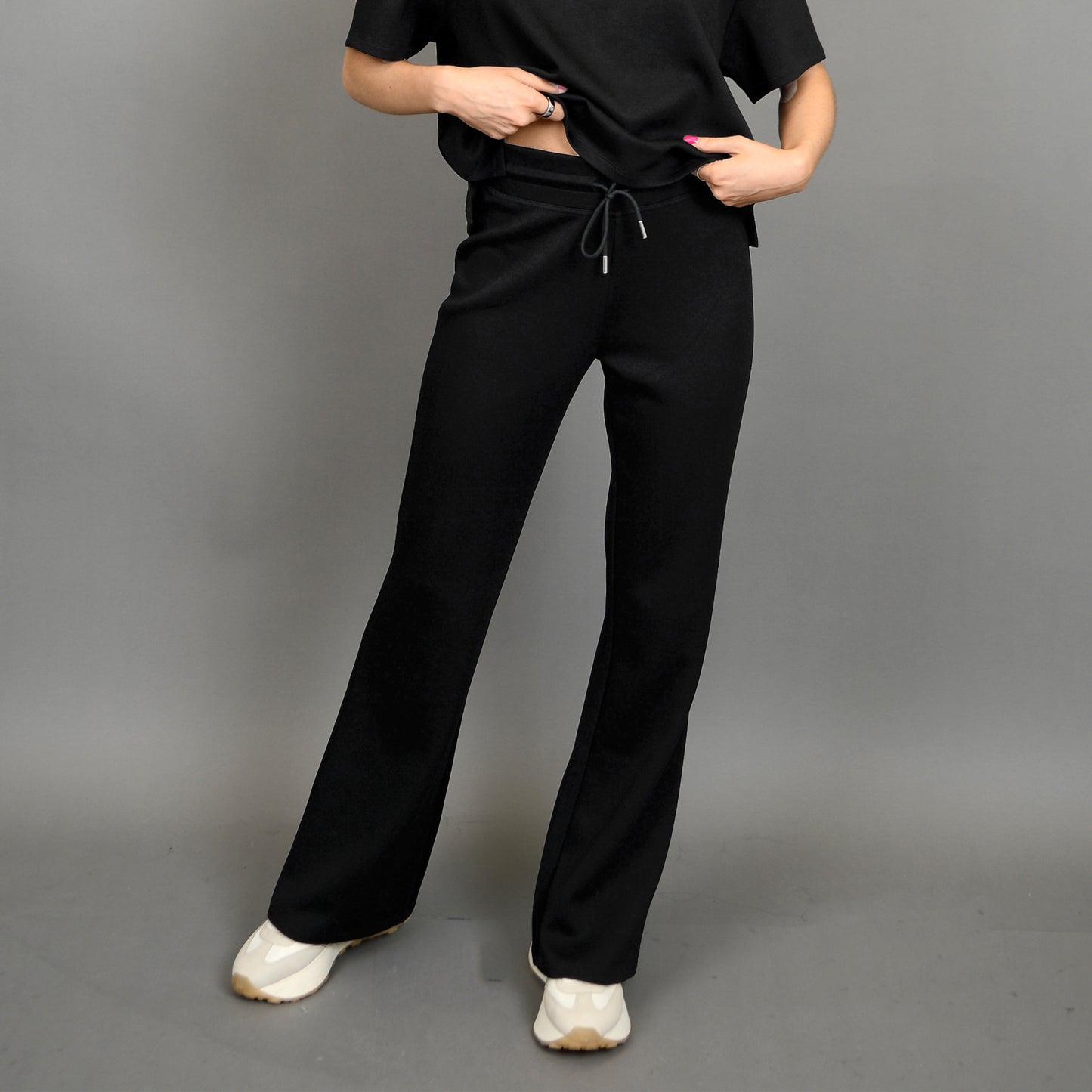 FLORINE KNIT FLARED PANT - BLACK