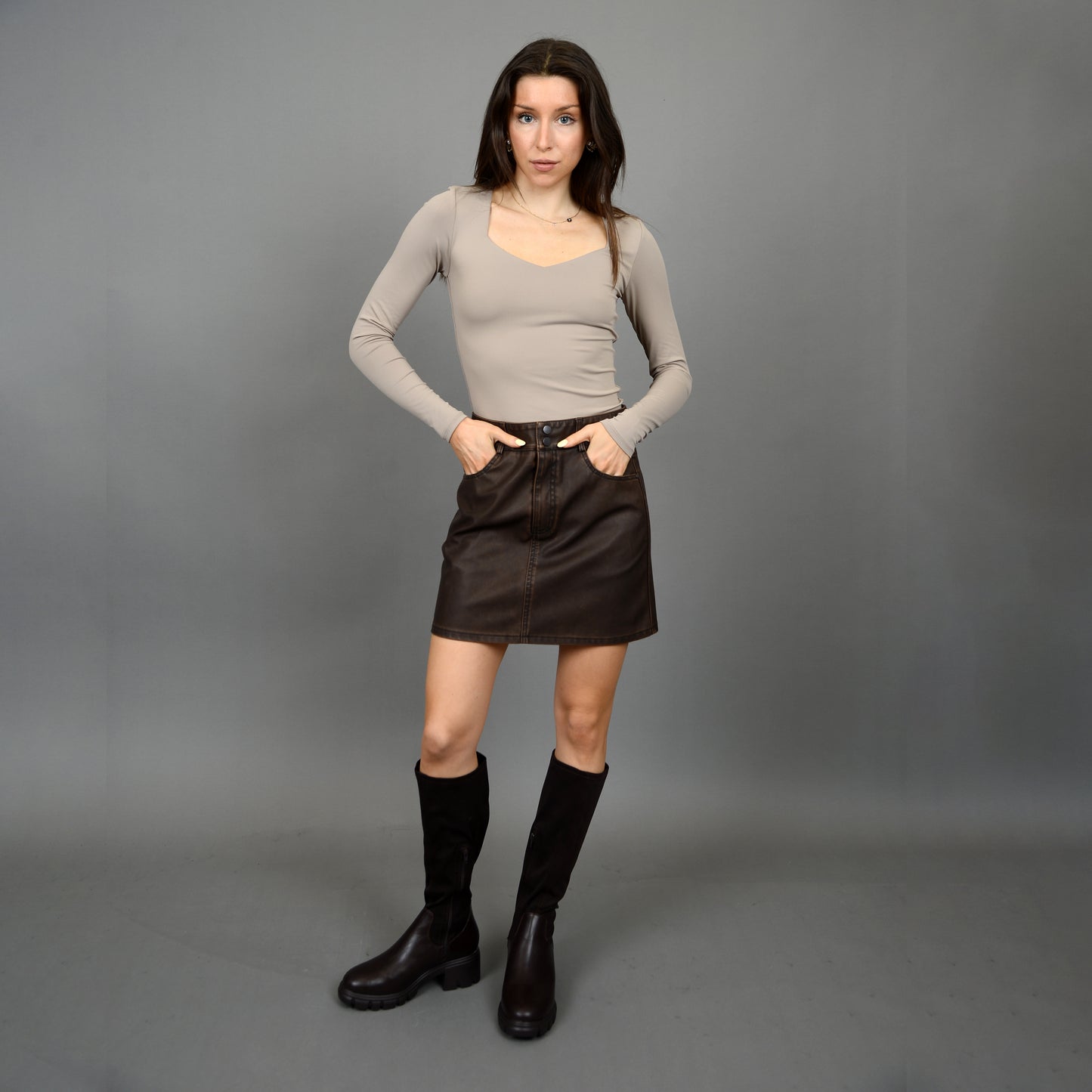 MISSY MINI SKIRT - CEDAR BROWN