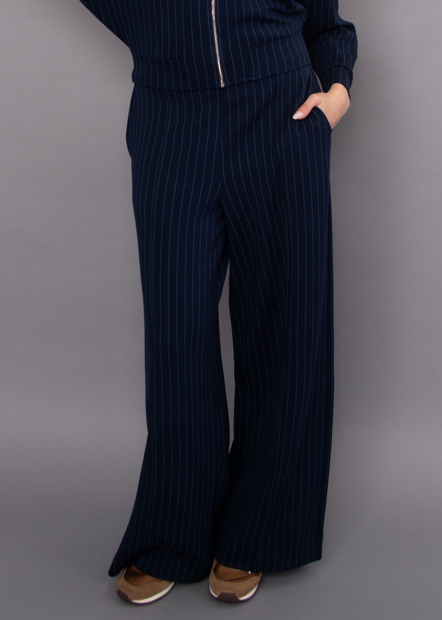 PHOEBE STRIPED SOFT KNIT PANT - NAVY