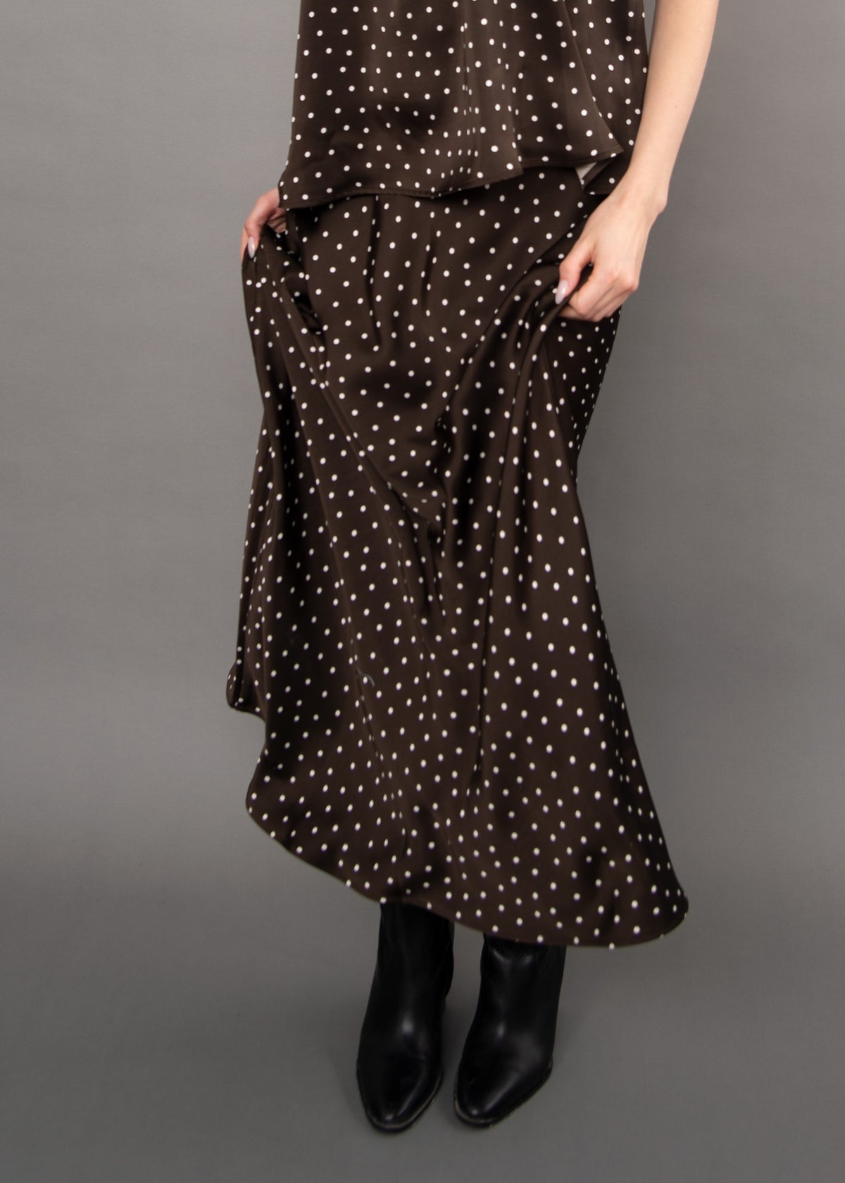 ALICENT SATIN MAXI SKIRT - BROWN POLKA