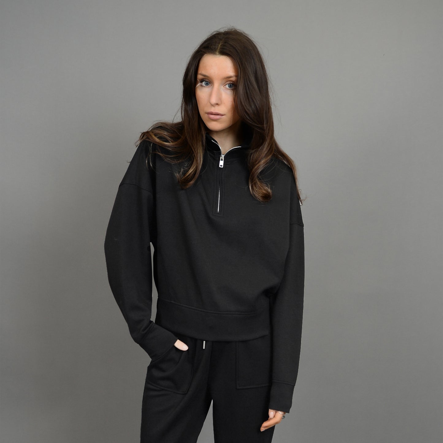 MARILYN HALF ZIP SWEATER - BLACK