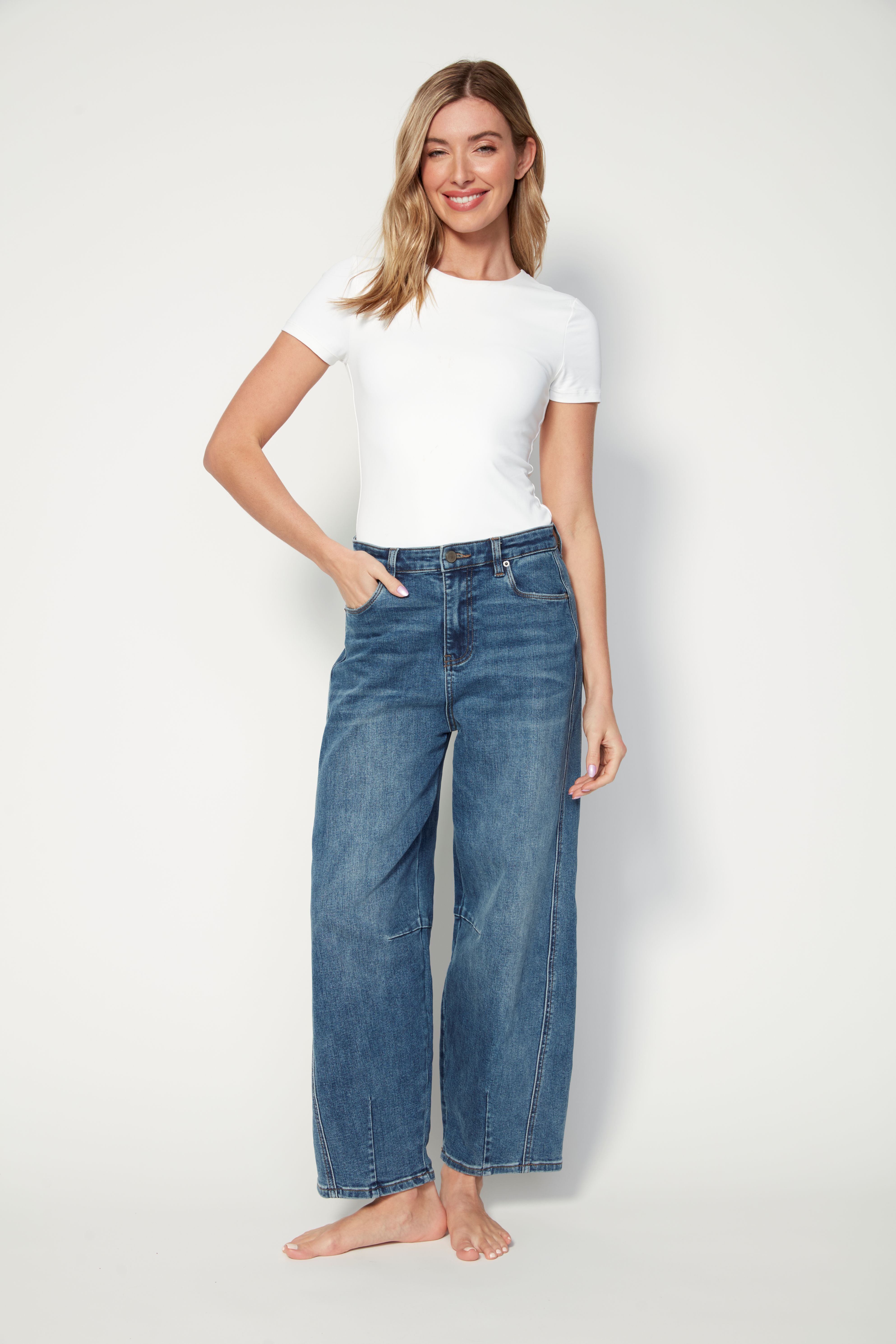 ROXI SHORT SLEEVE TOP - WHITE