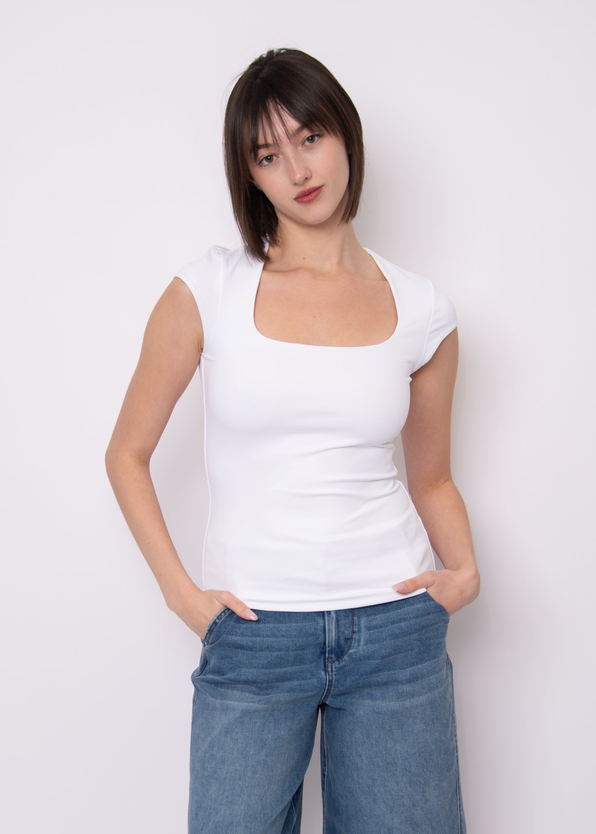 TIARA TOP