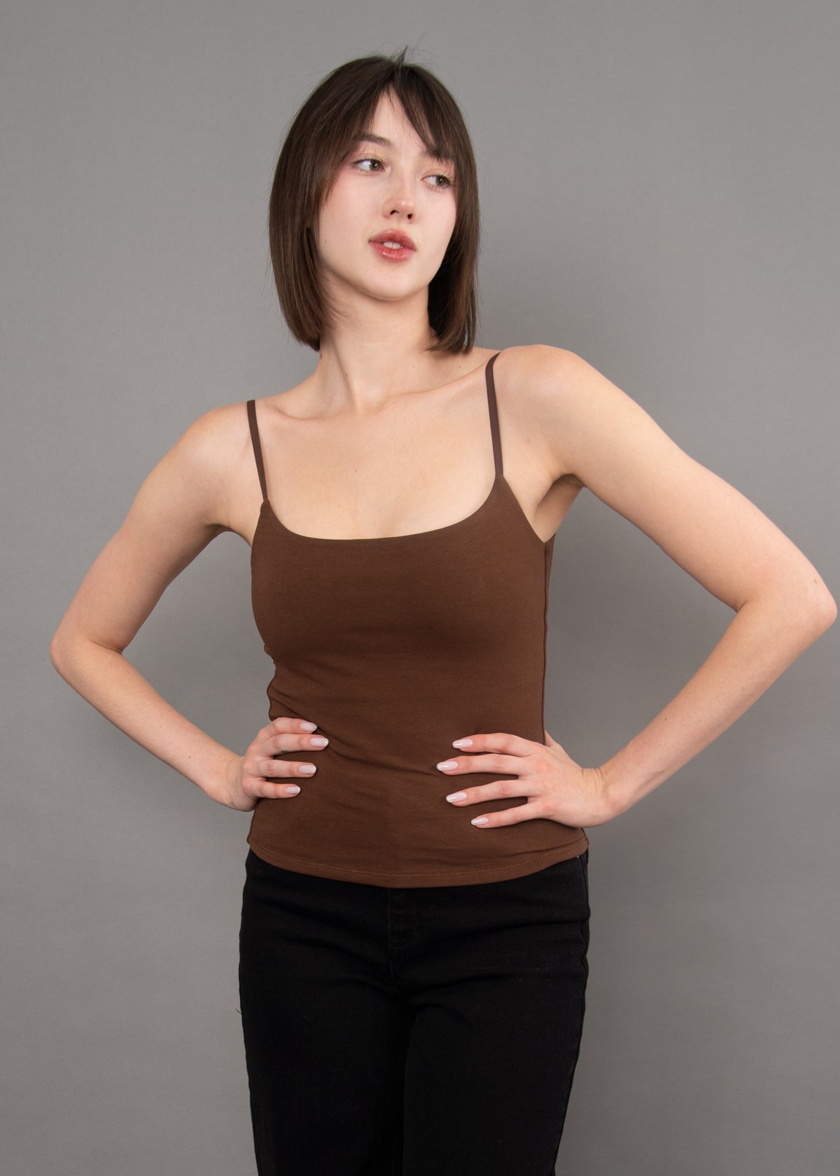 RILA CAMI TOP - MAHOGANY