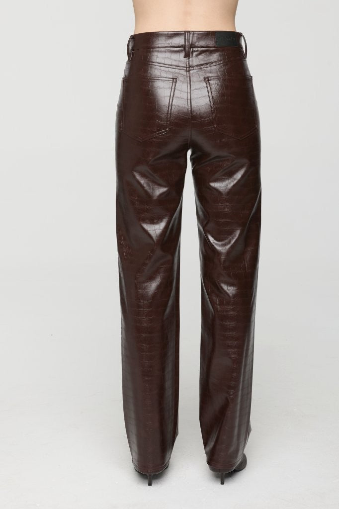 CASSIE SUPER HIGH RISE STRAIGHT PANT - BURGUNDY CROC