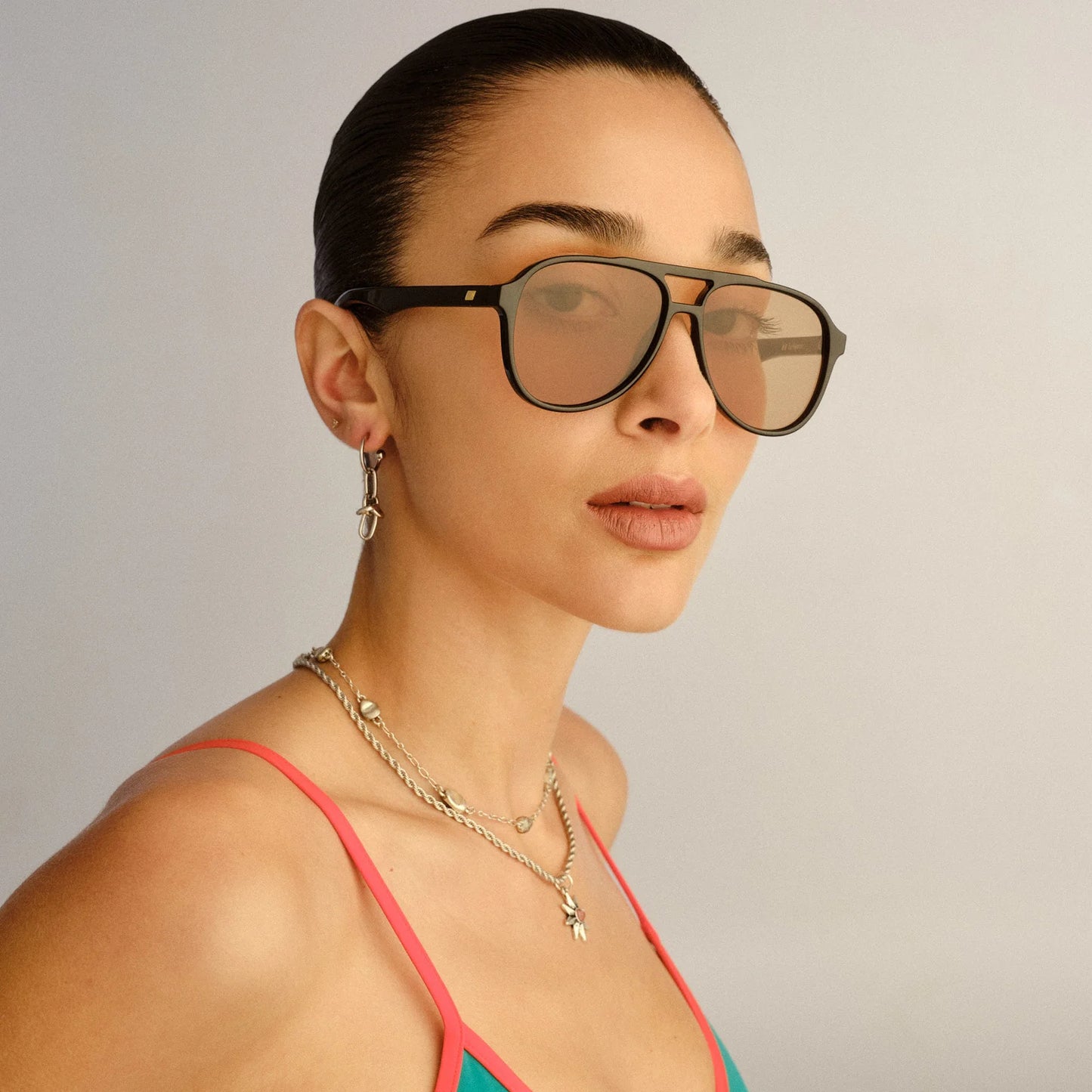 TRAGIC MAGIC SUNGLASSES - BLACK TAN TINT