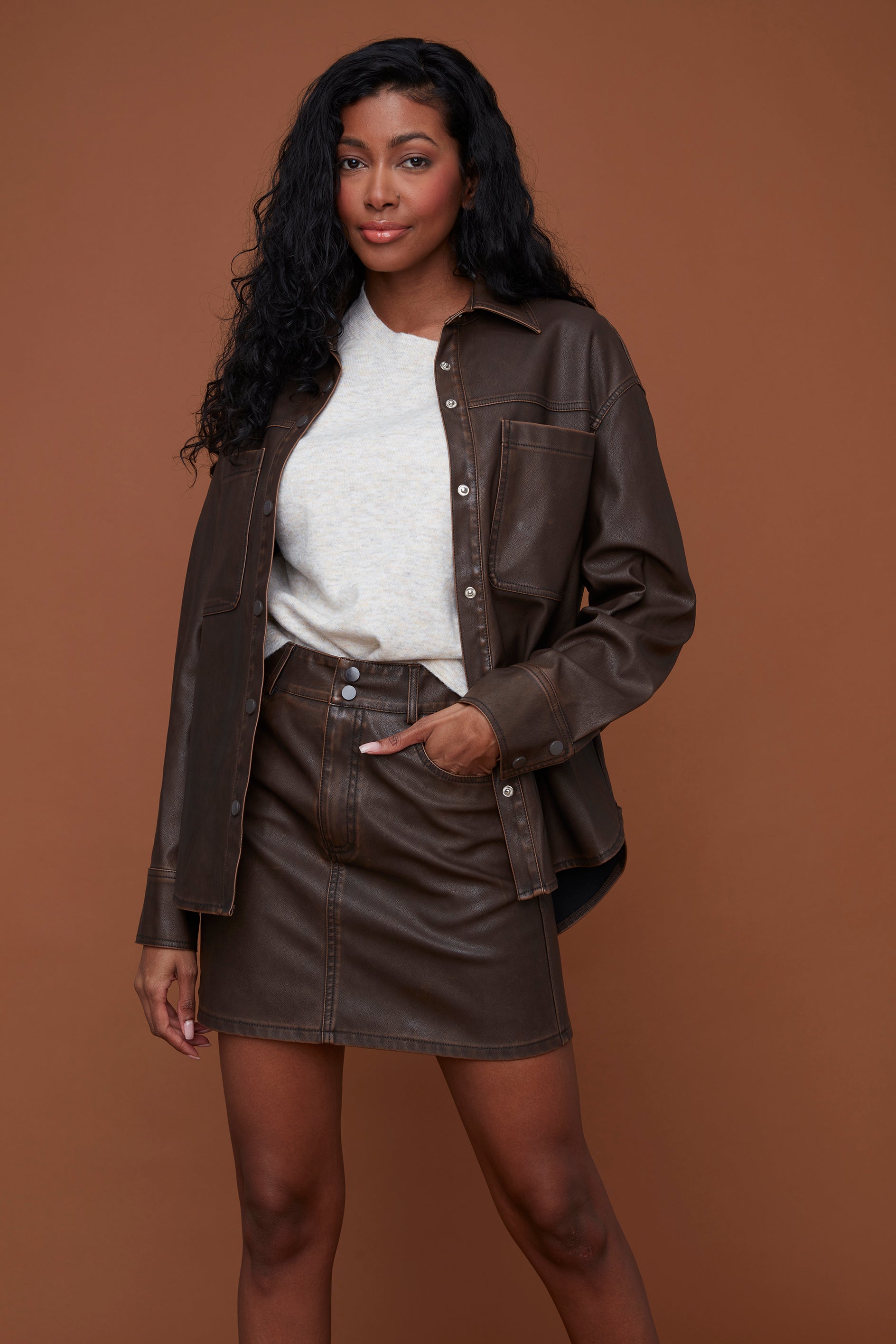 MISSY MINI SKIRT - CEDAR BROWN