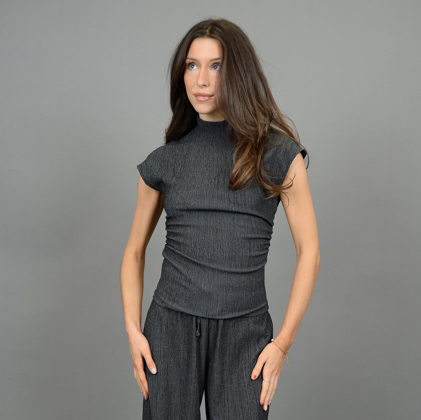 SHIRLAY MOCKNECK TOP - DARK GREY TWIST