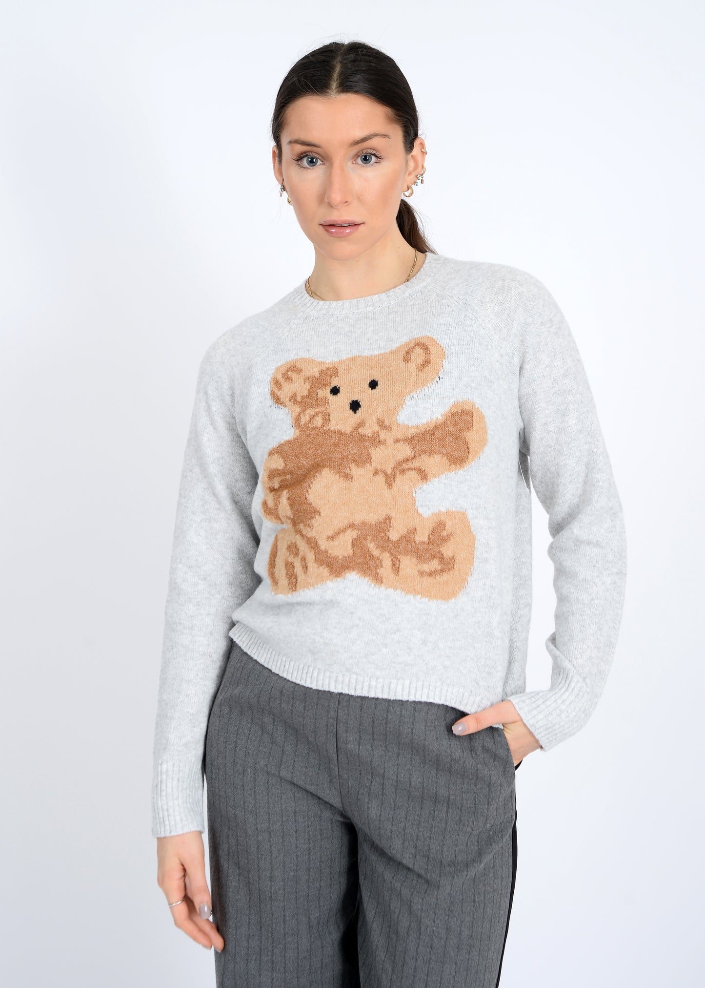 KORE SWEATER