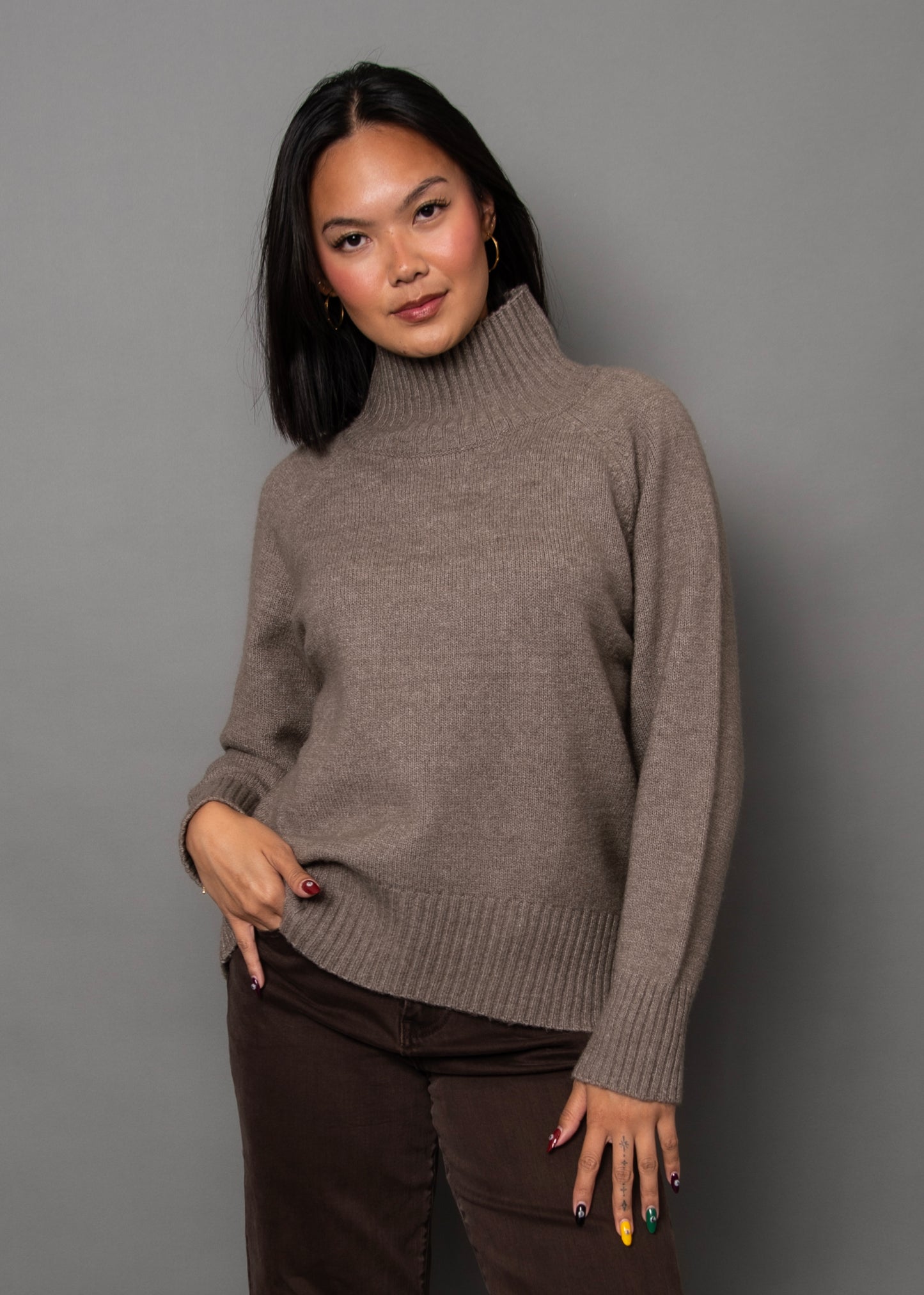 ANTHOUSA SWEATER