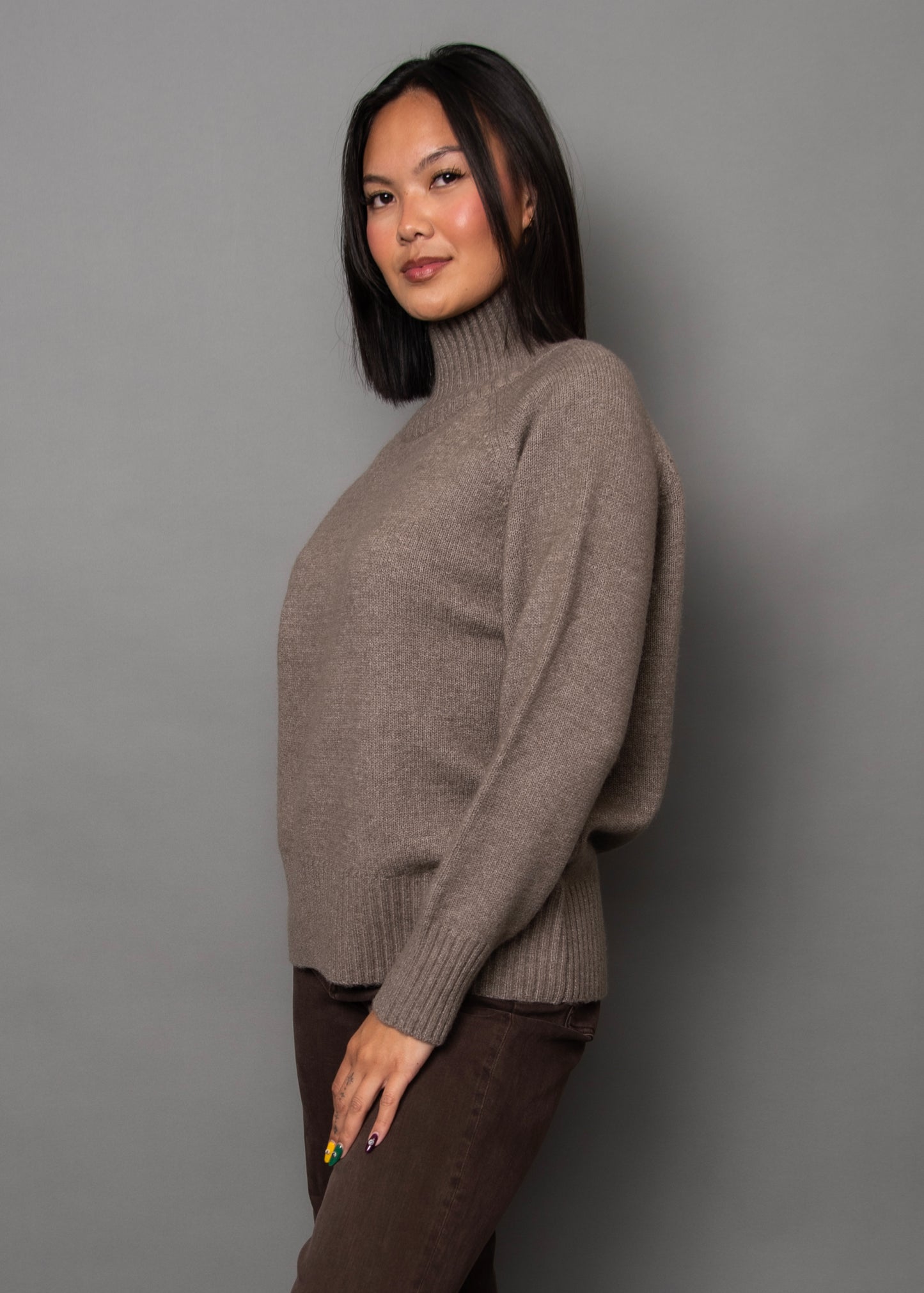 ANTHOUSA SWEATER