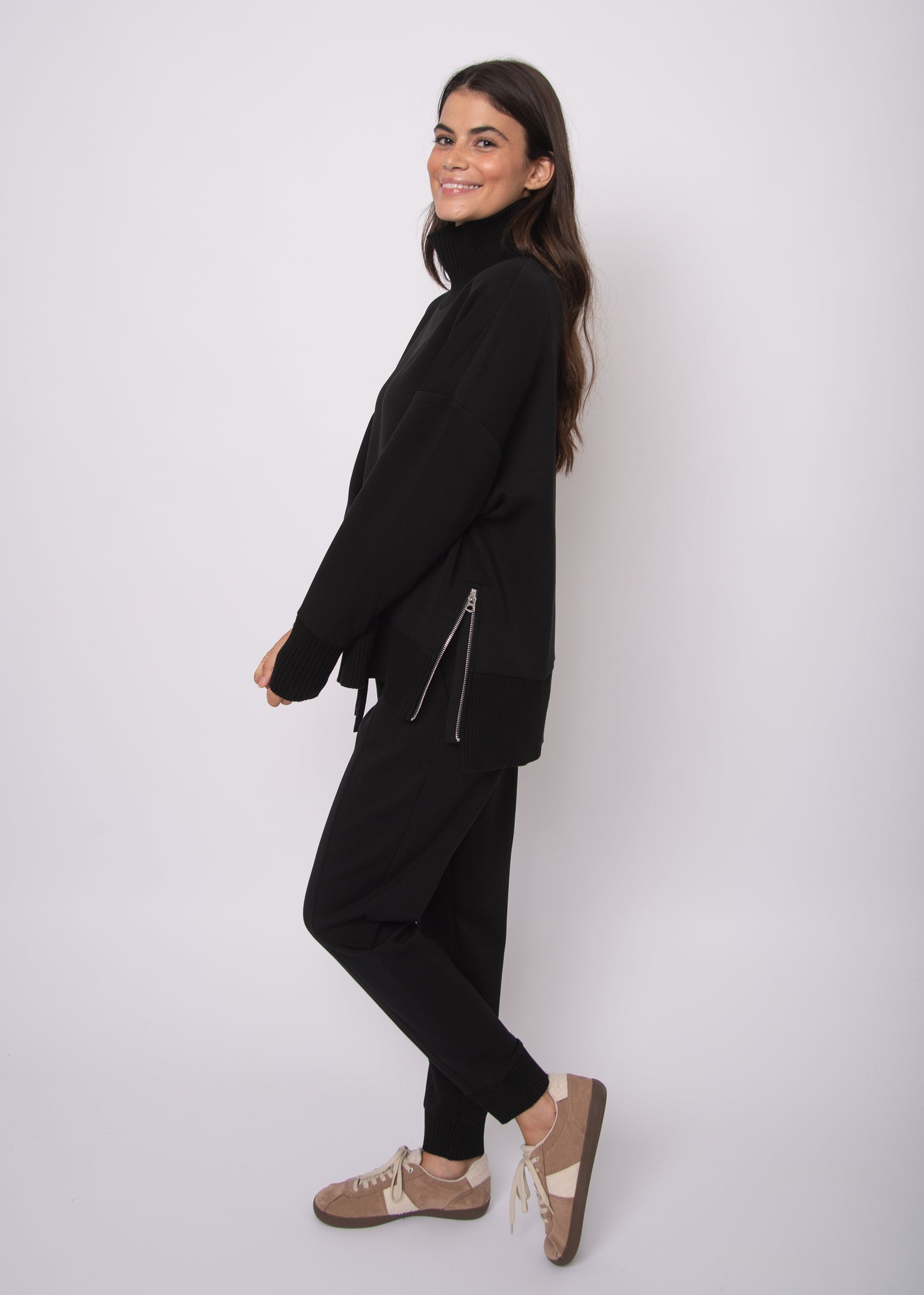 JOSELLE SOFT KNIT RIB JOGGERS - BLACK