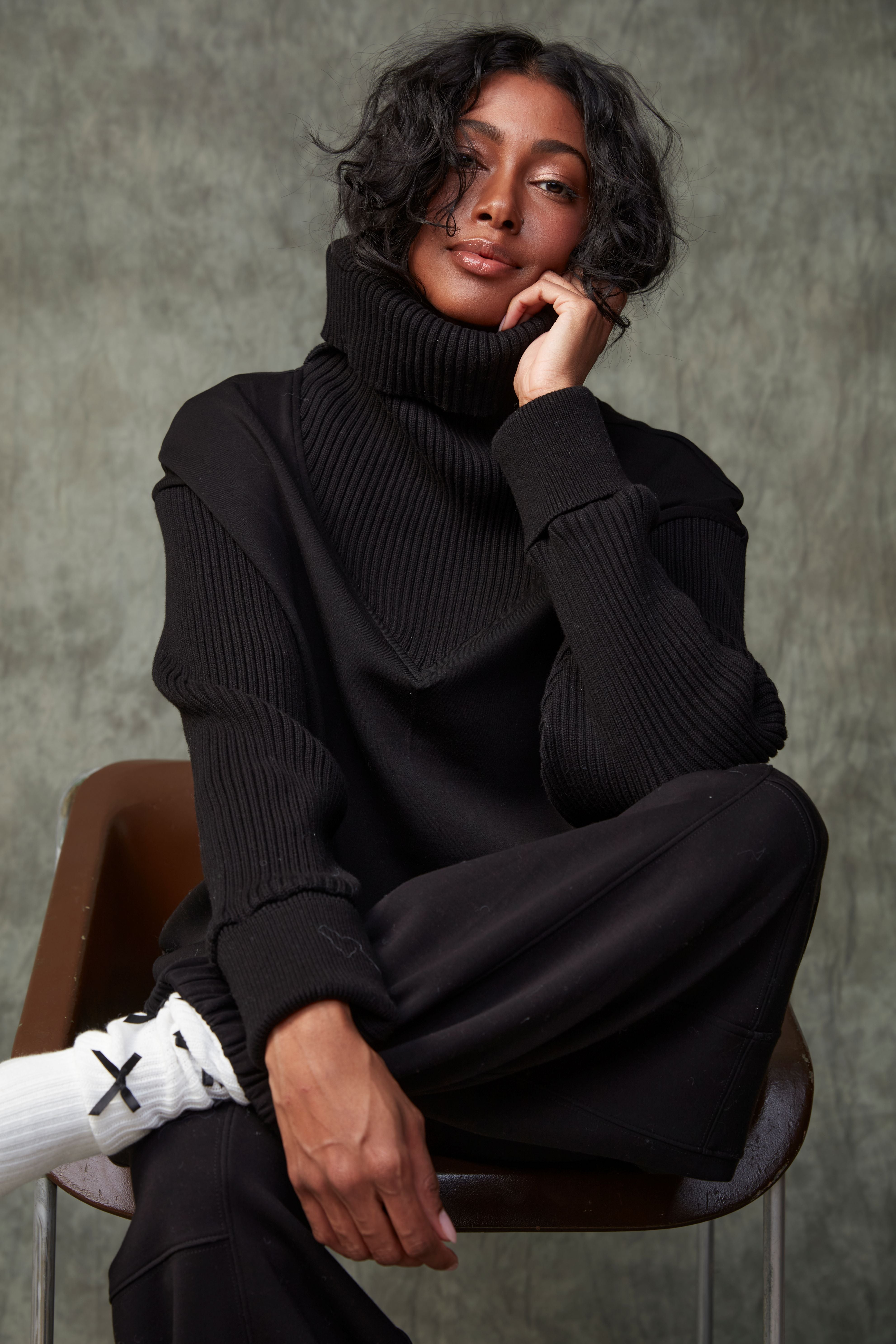 JAN SOFT KNIT BARREL PANT - BLACK