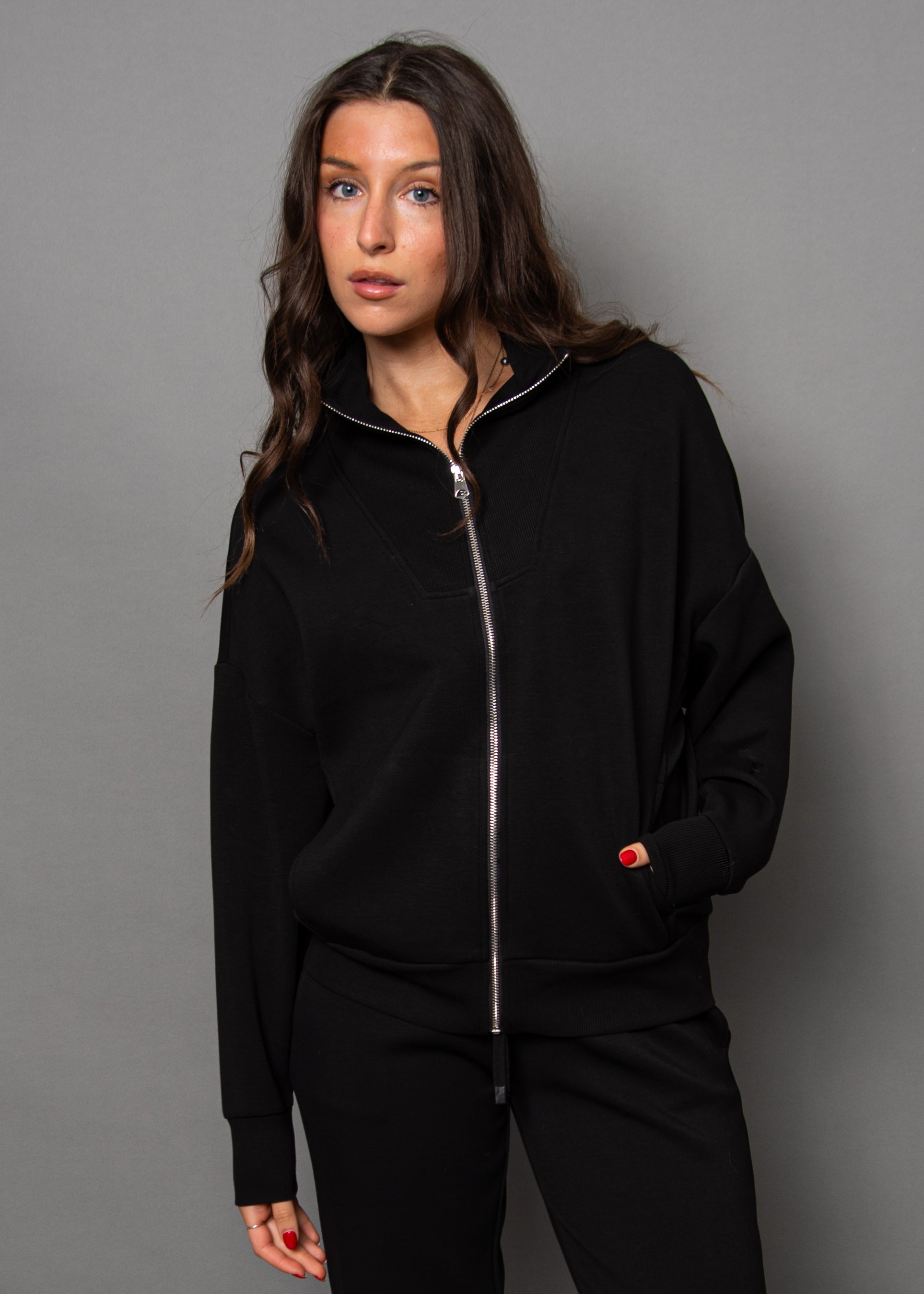 ZULA SOFT KNIT ZIP UP - BLACK