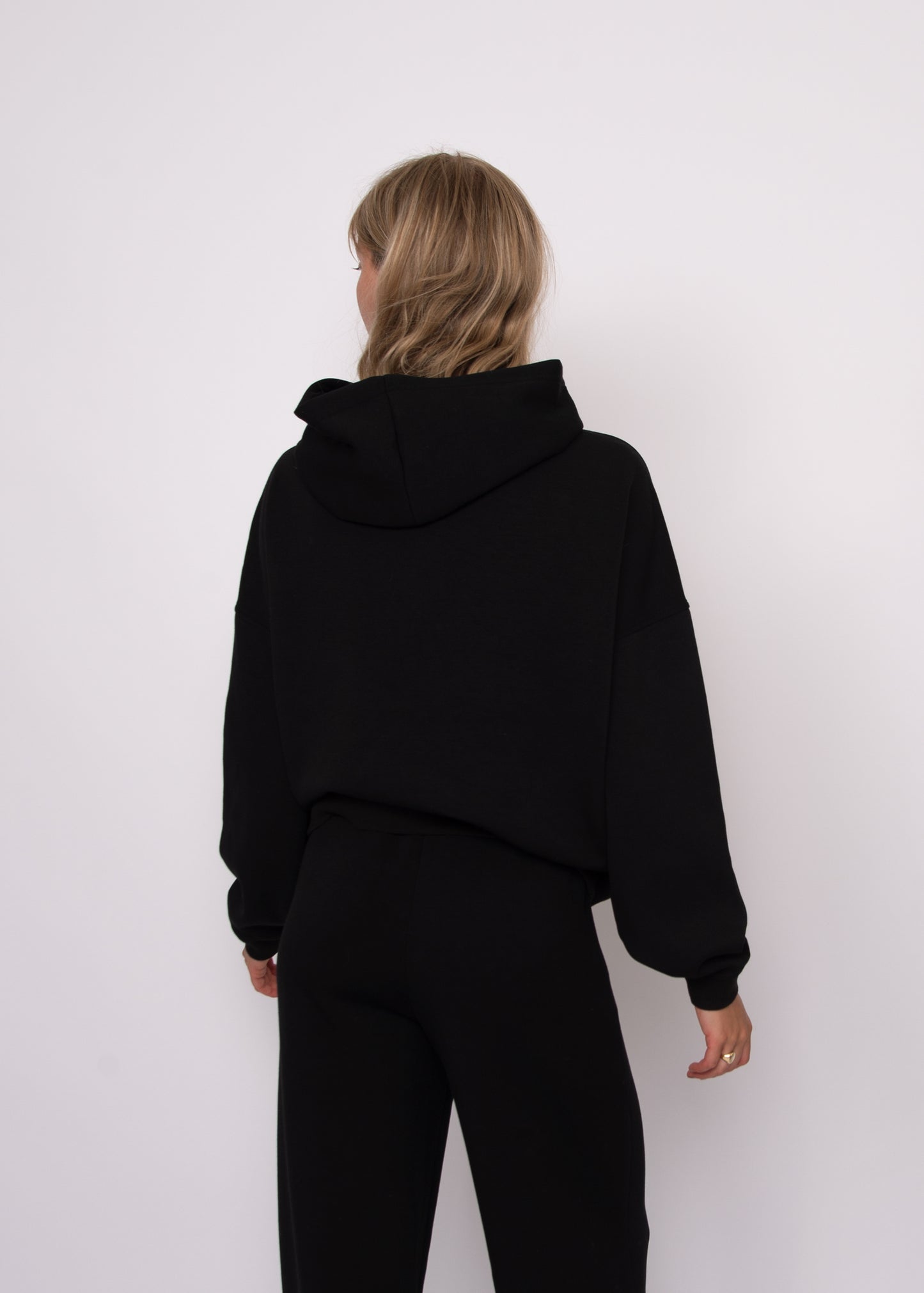 HALANA SOFT KNIT HOODIE - BLACK